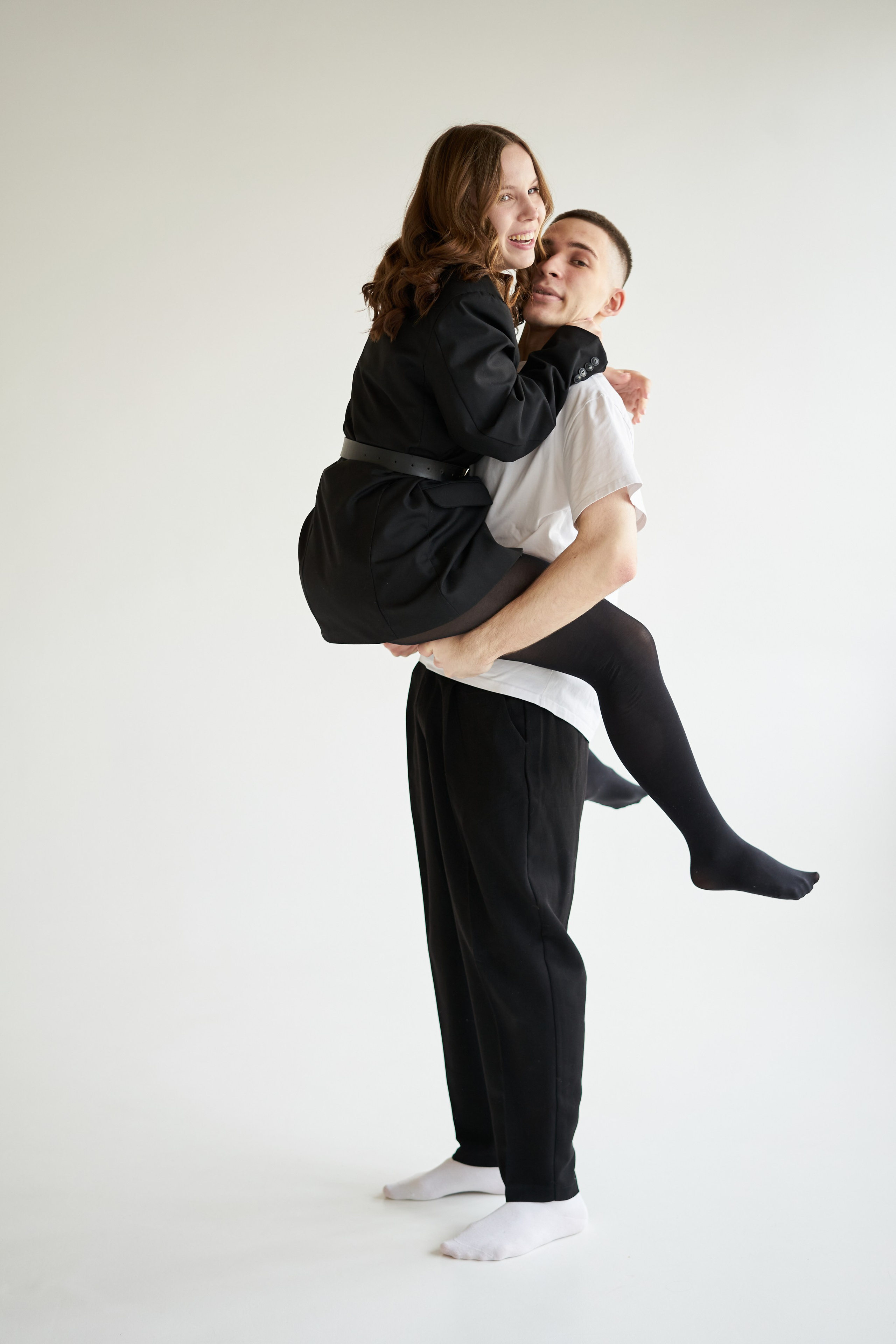 Влюбленные фотосессия в студии. Фотограф Екатеринбург Кокшарова Александра