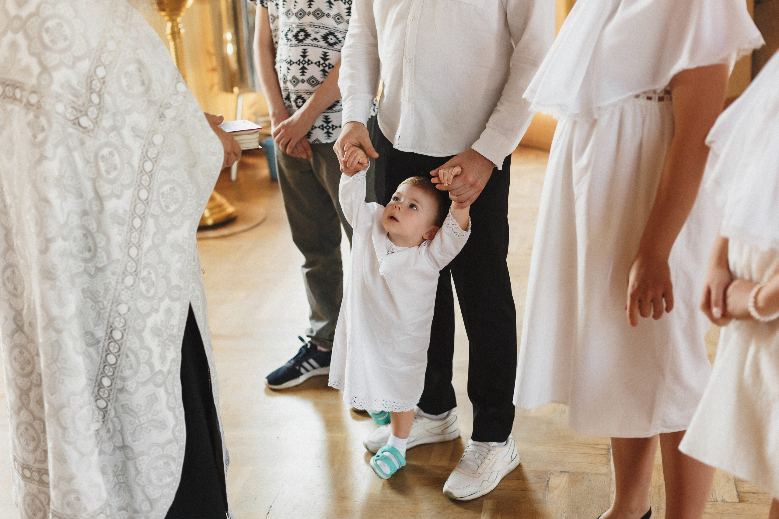 Фотосъёмка крещения Ильи в Никольской церкви Таганрога. Свадебный и семейный фотограф в Таганроге Бакарюк Антон