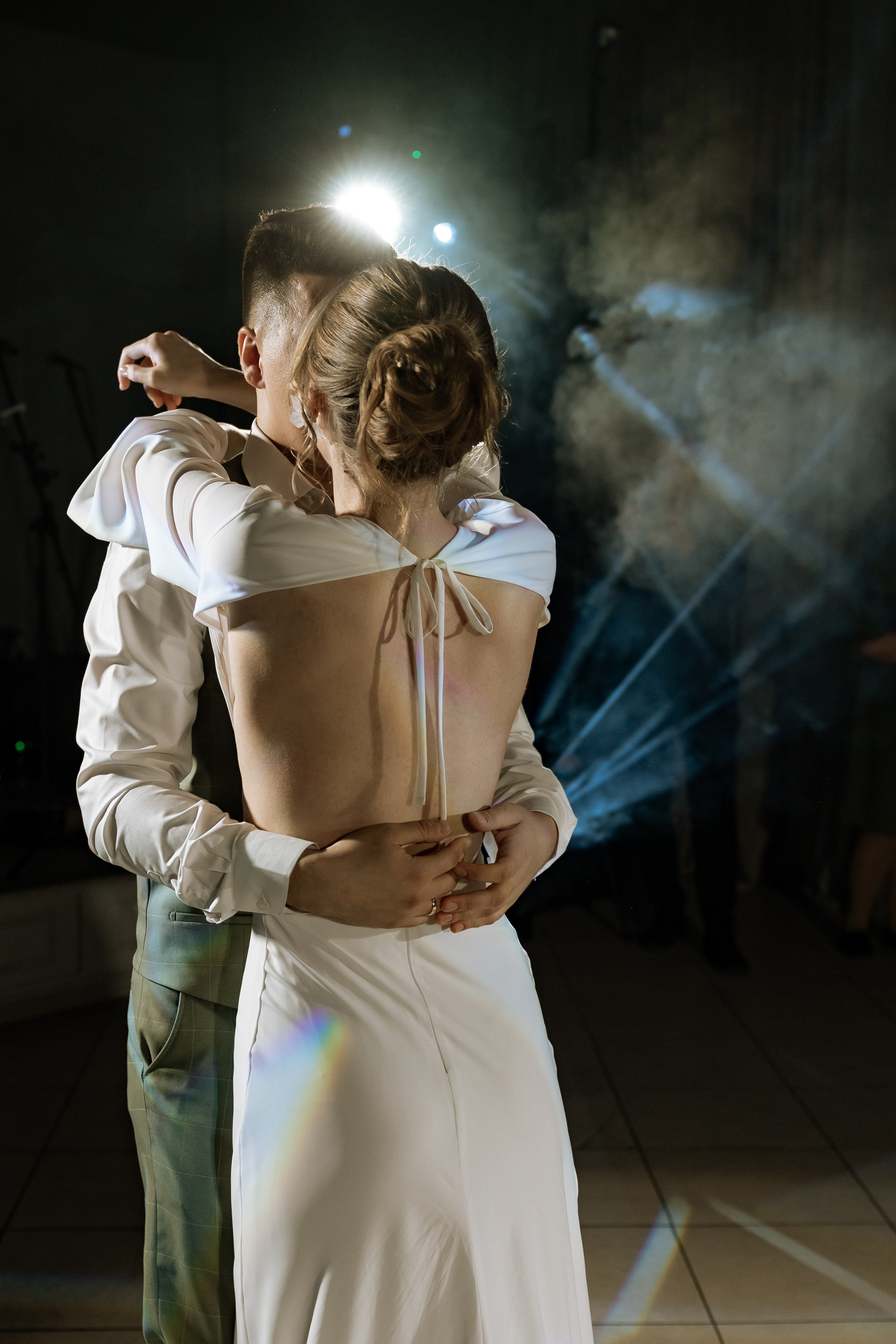 шикарное платье невесты в красноярске, индивидуальный пошив