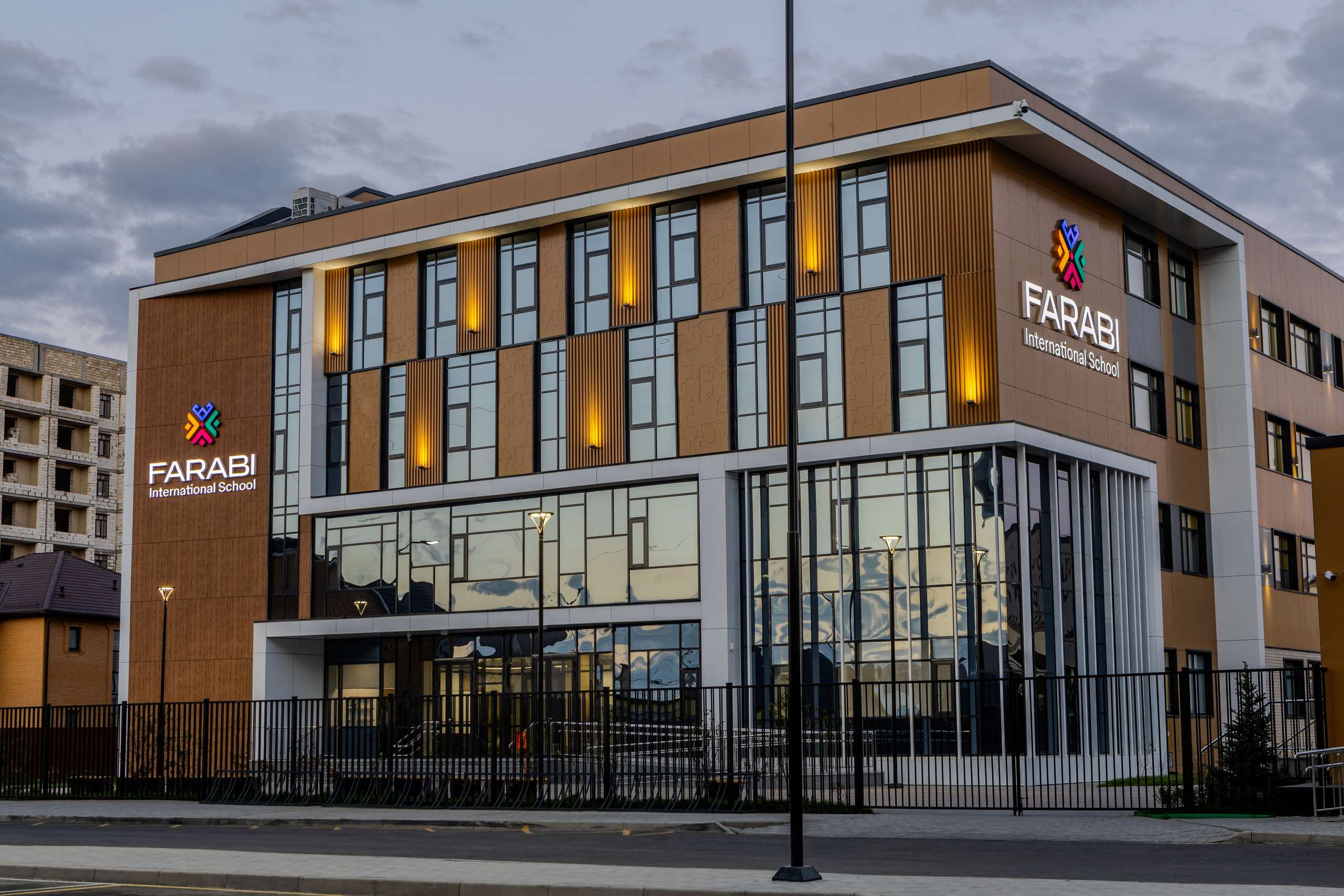 Экстерьерная сьемка. Фотограф в Атырау Максим Стадниченко