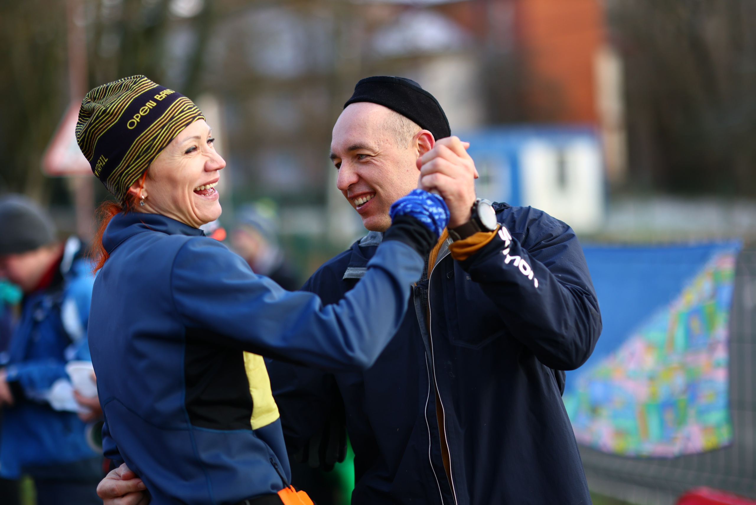 Два лепестка Химкинского марафона у дома, 23.11.25. Фотограф Сергей Ловкий