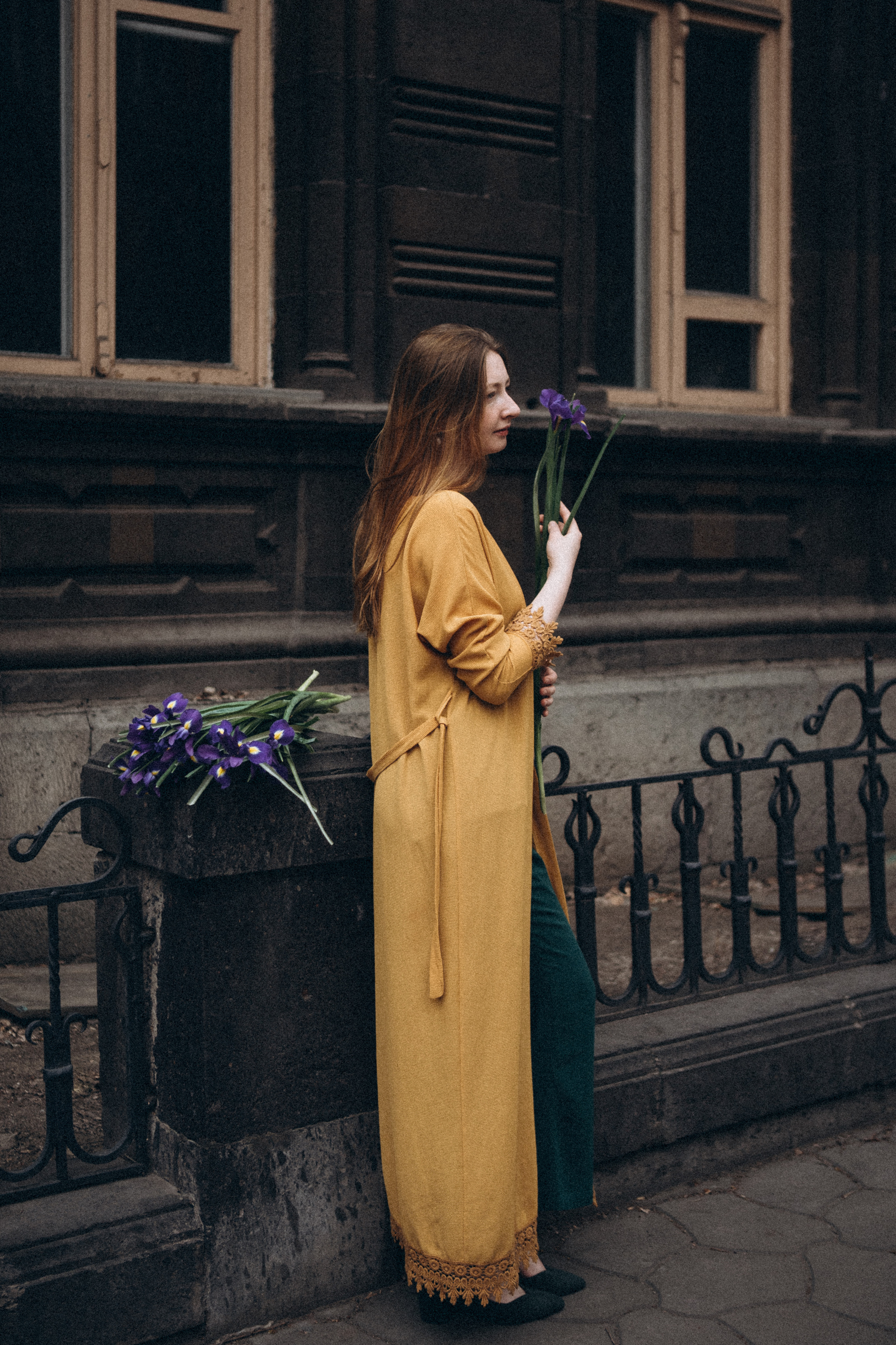 Весенняя прогулка с ирисами. Даша Яковенко Фотограф Спб