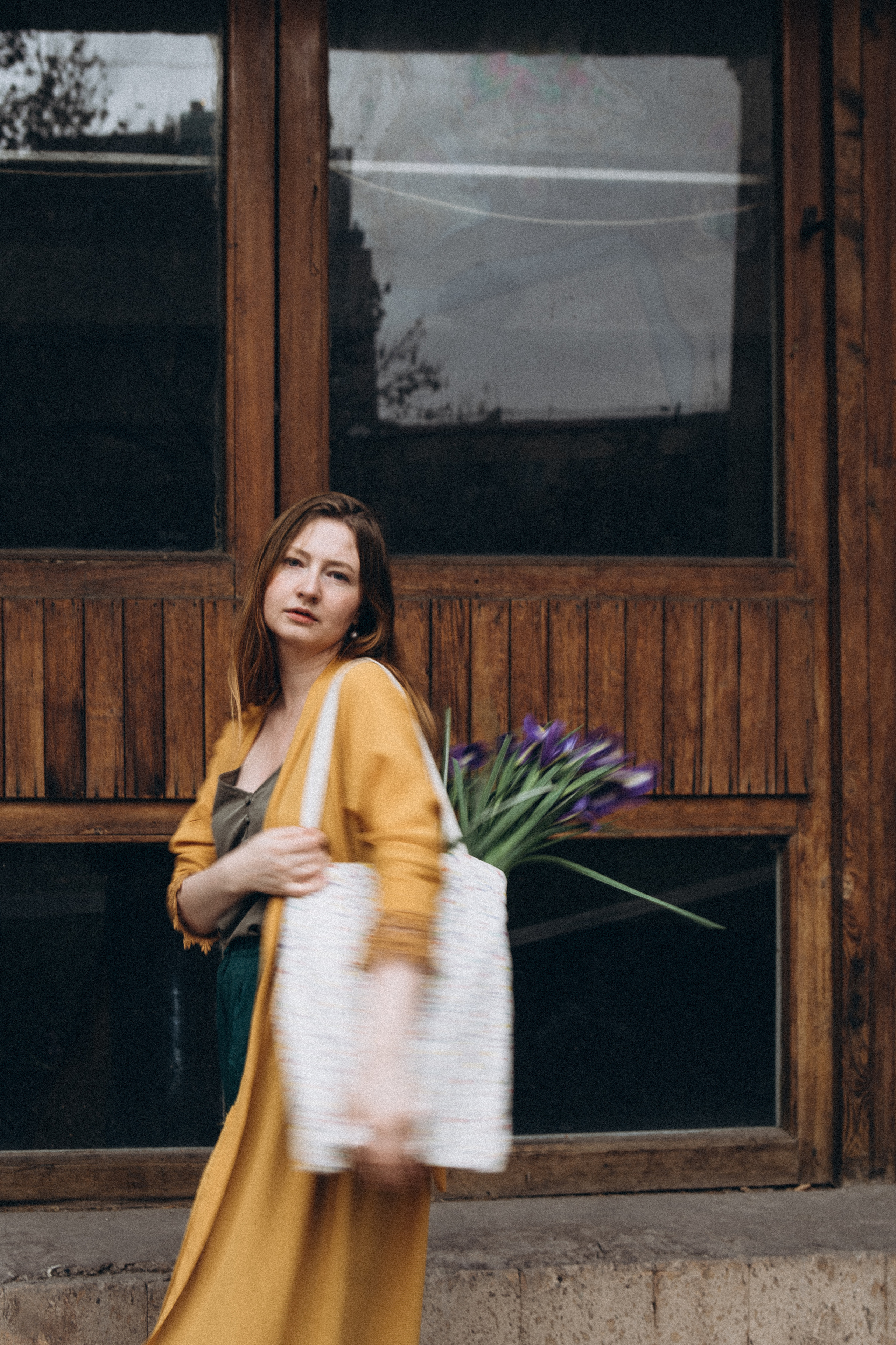 Весенняя прогулка с ирисами. Даша Яковенко Фотограф Спб