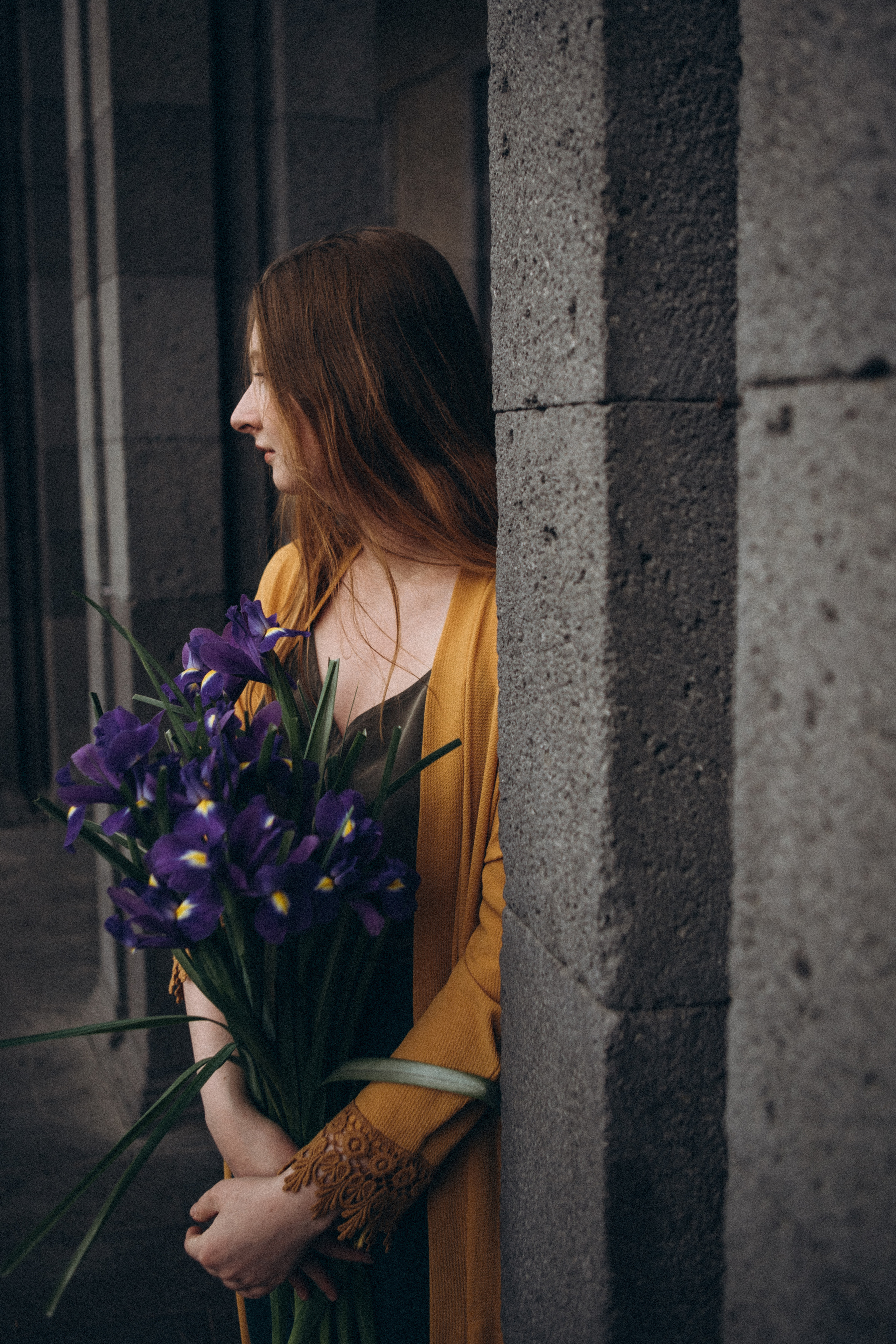 Весенняя прогулка с ирисами. Даша Яковенко Фотограф Спб