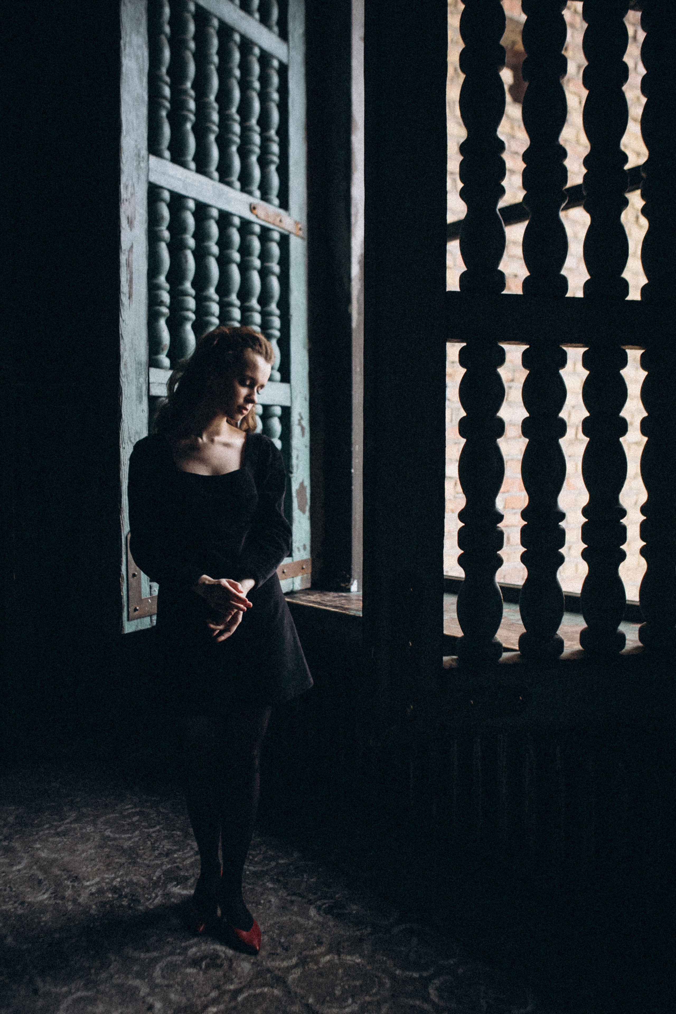 В темноте. Даша Яковенко Фотограф Спб