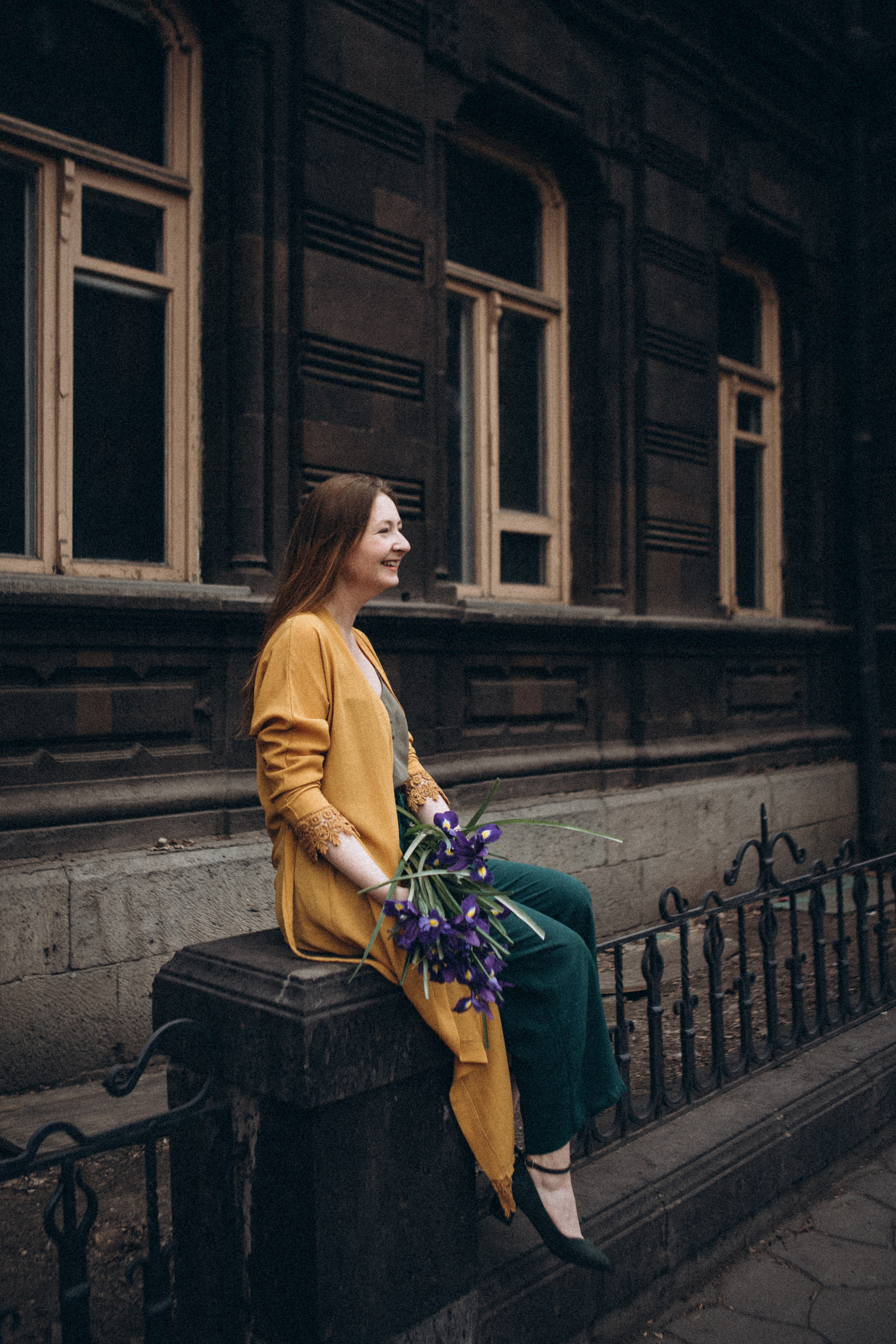 Весенняя прогулка с ирисами. Даша Яковенко Фотограф Спб