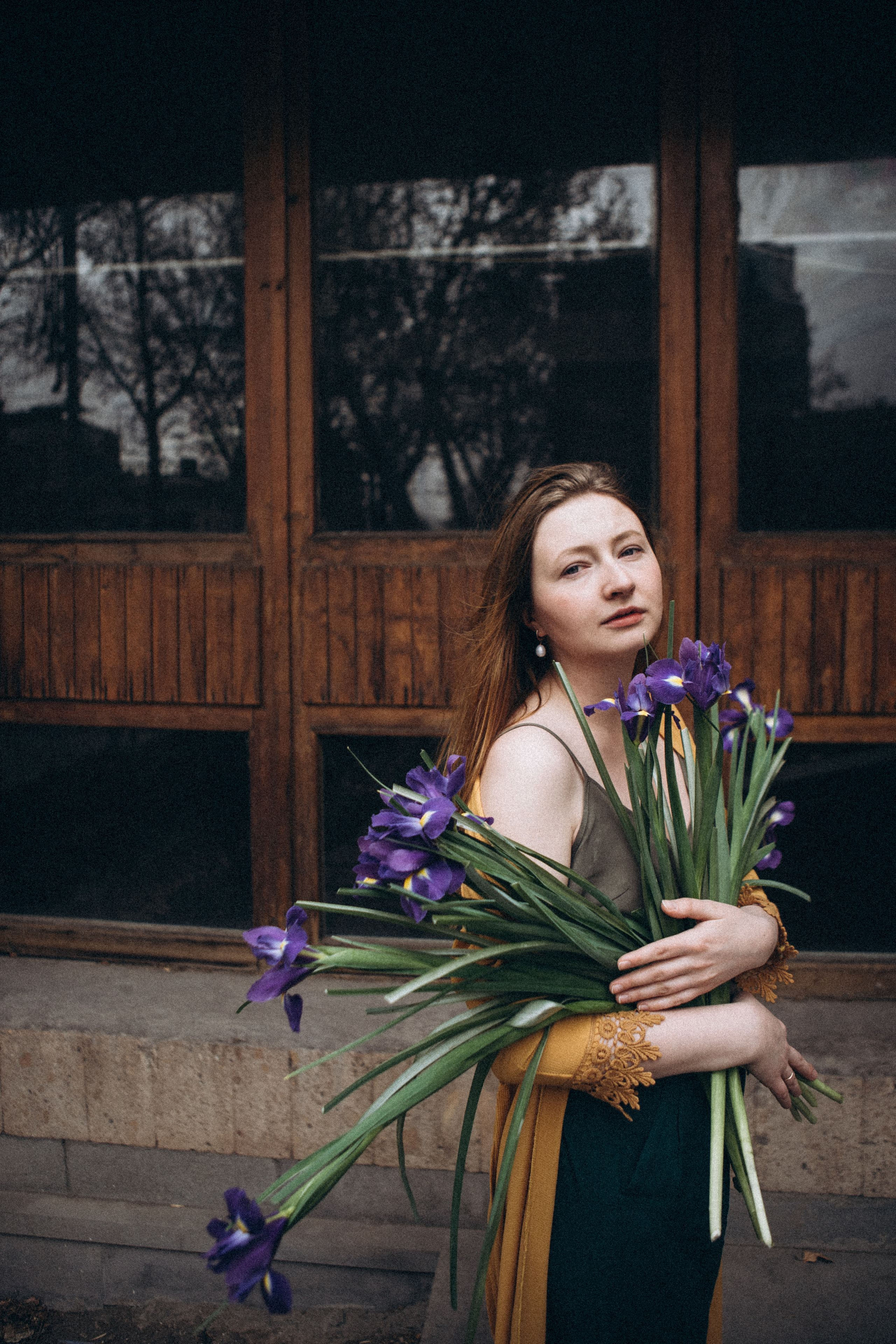 Весенняя прогулка с ирисами. Даша Яковенко Фотограф Спб