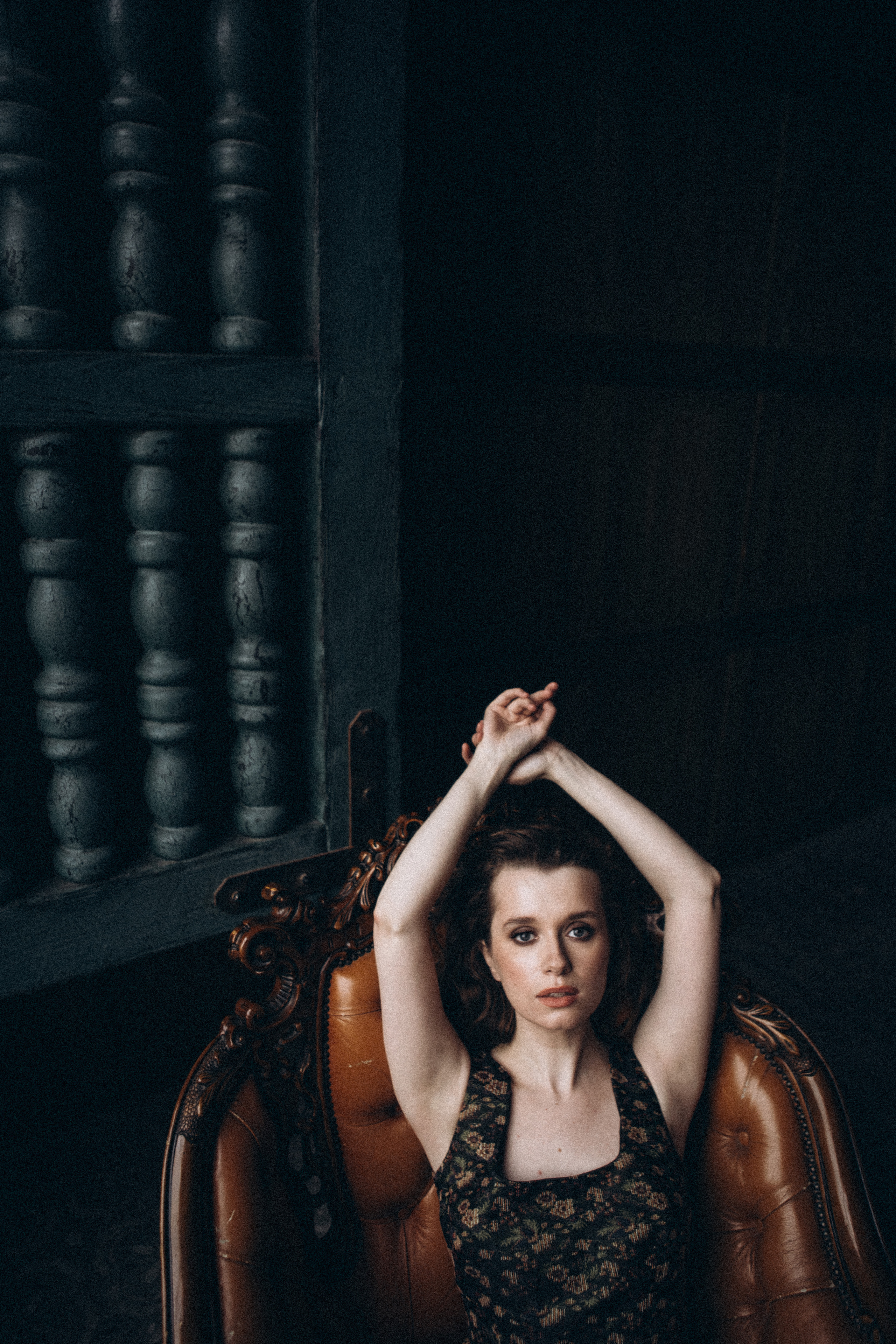 В темноте. Даша Яковенко Фотограф Спб