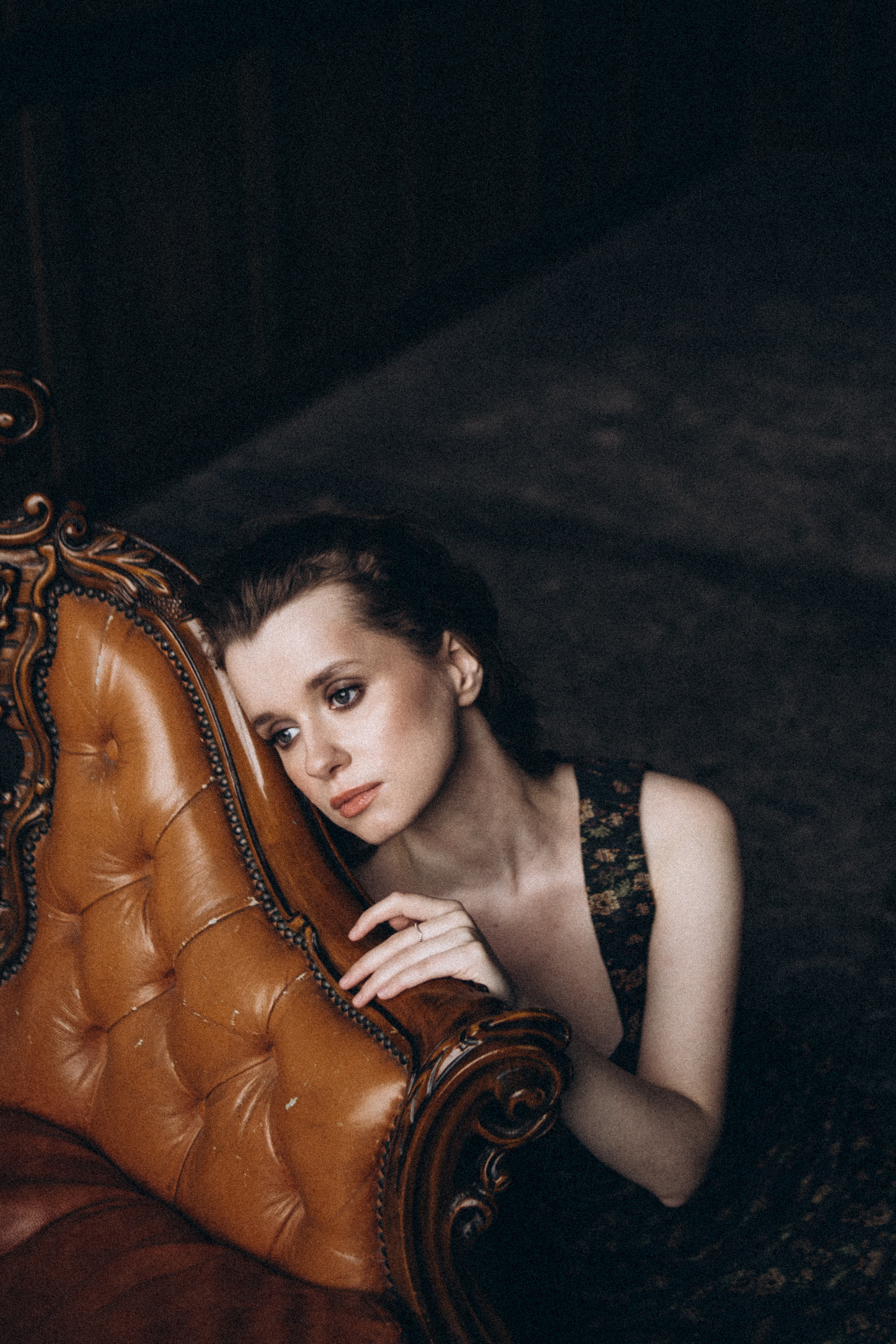 В темноте. Даша Яковенко Фотограф Спб