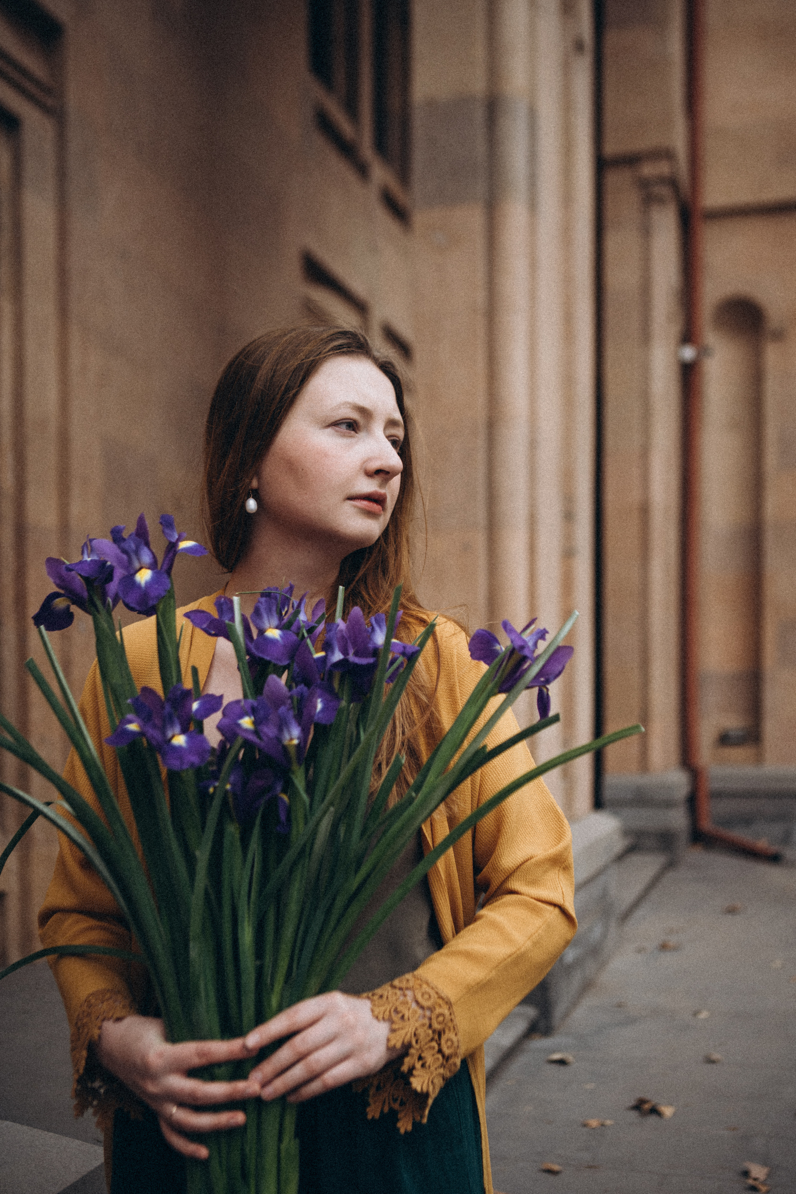 Весенняя прогулка с ирисами. Даша Яковенко Фотограф Спб