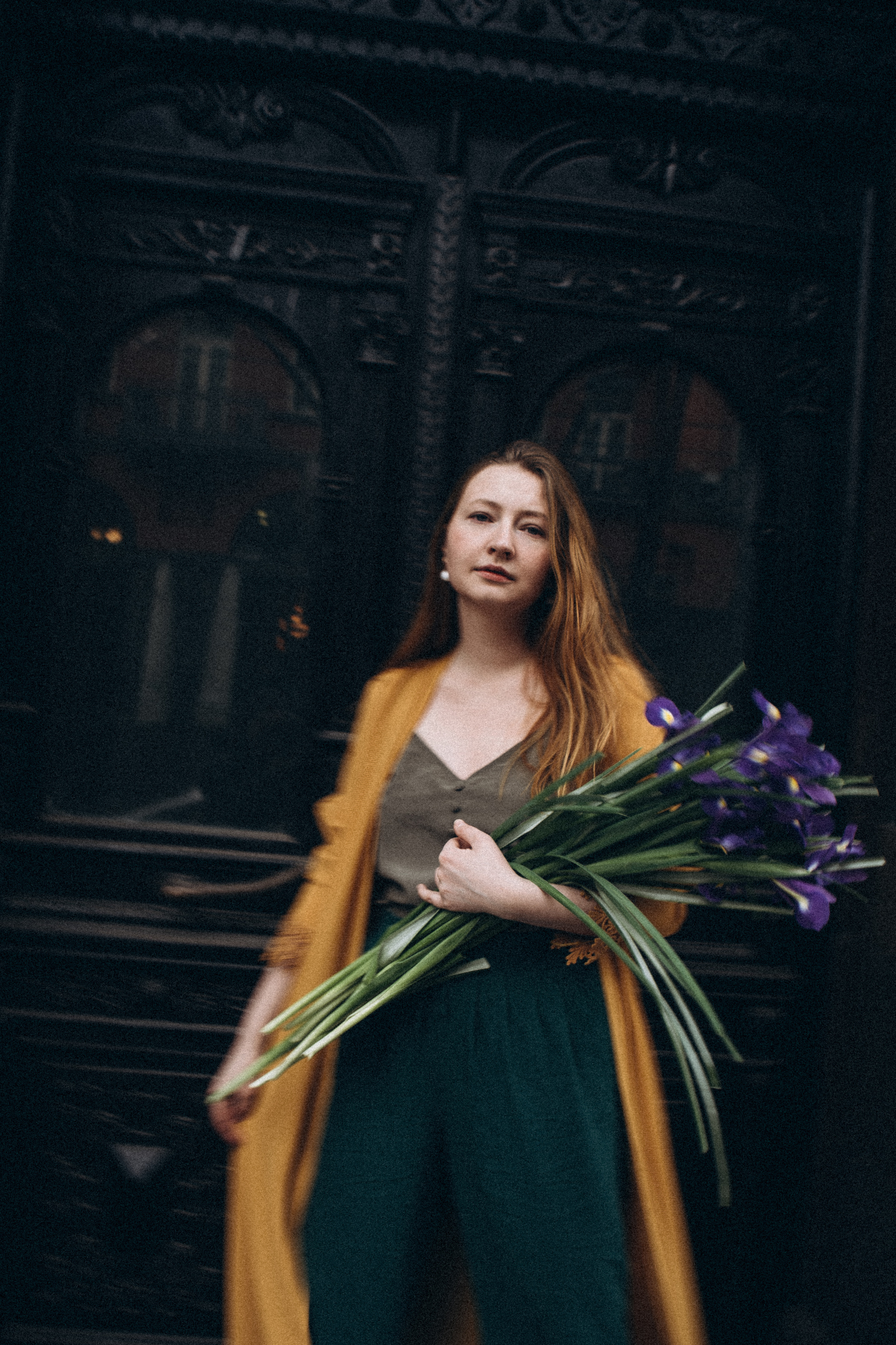 Весенняя прогулка с ирисами. Даша Яковенко Фотограф Спб