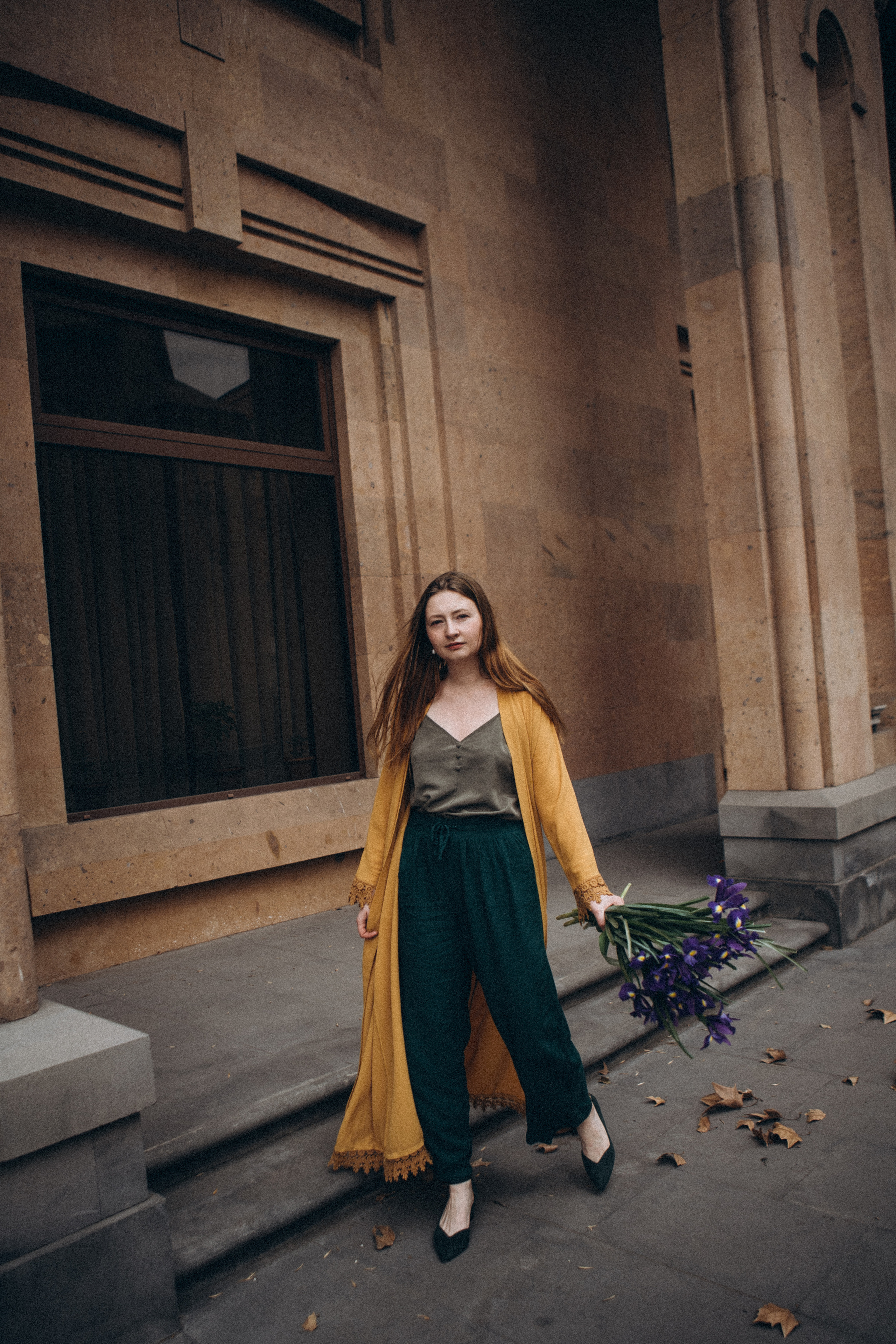 Весенняя прогулка с ирисами. Даша Яковенко Фотограф Спб