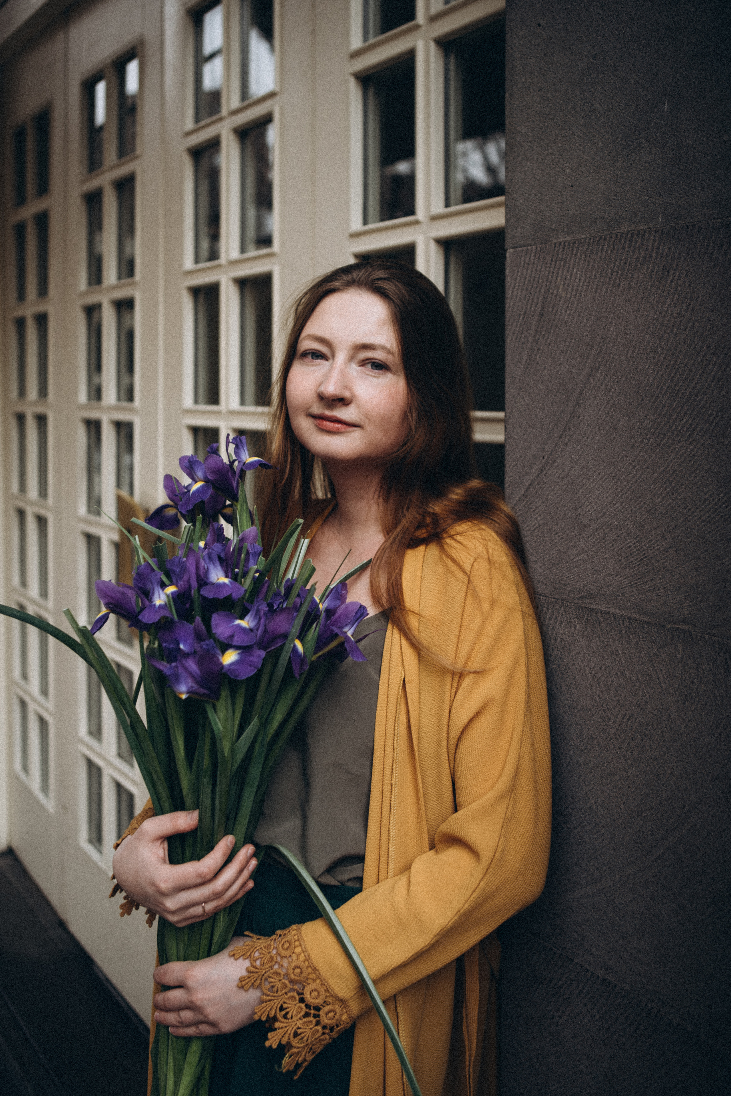 Весенняя прогулка с ирисами. Даша Яковенко Фотограф Спб