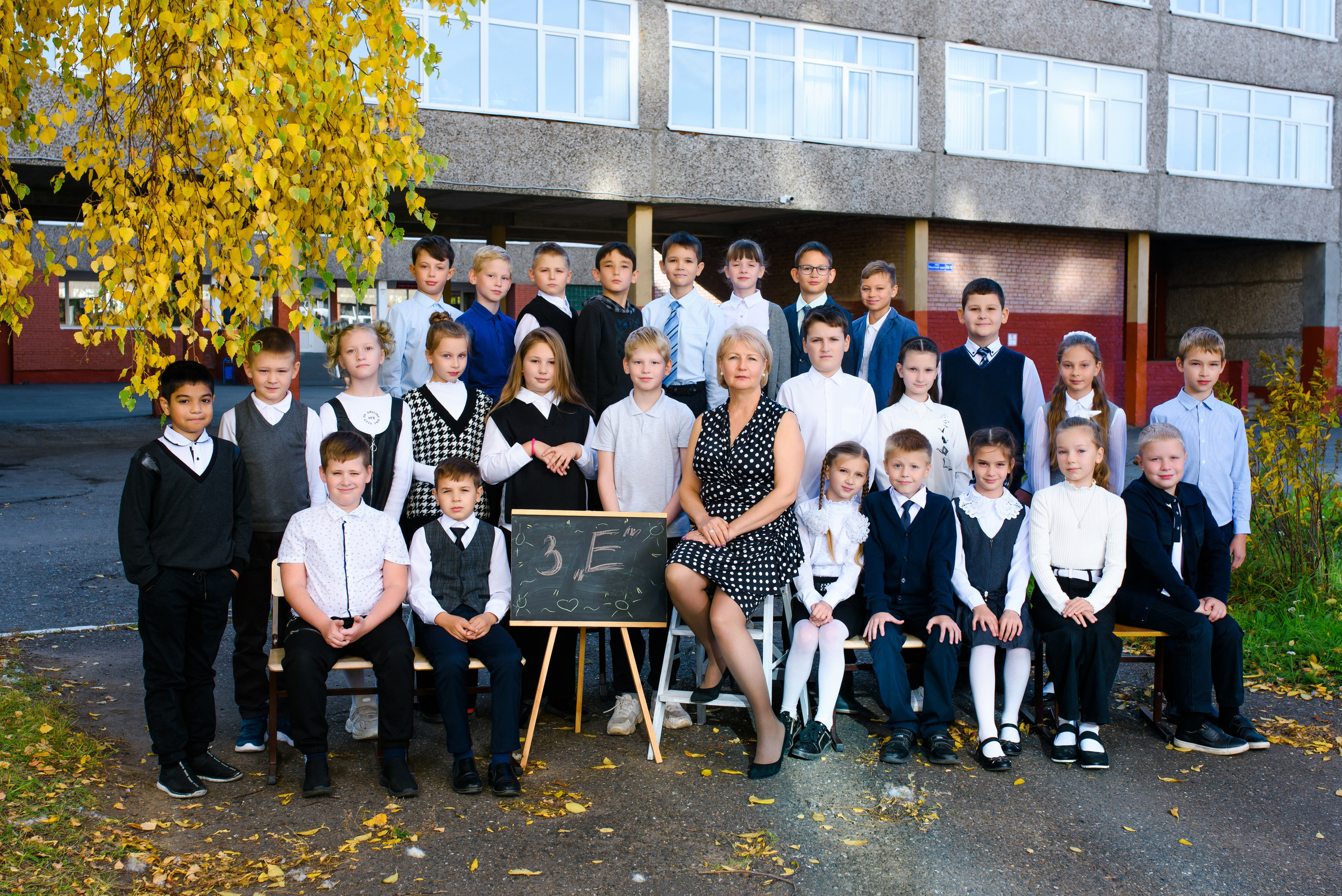 Школьная фотосессия в Томске. Студия выпускных альбомов Ольги Галкиной. Томск