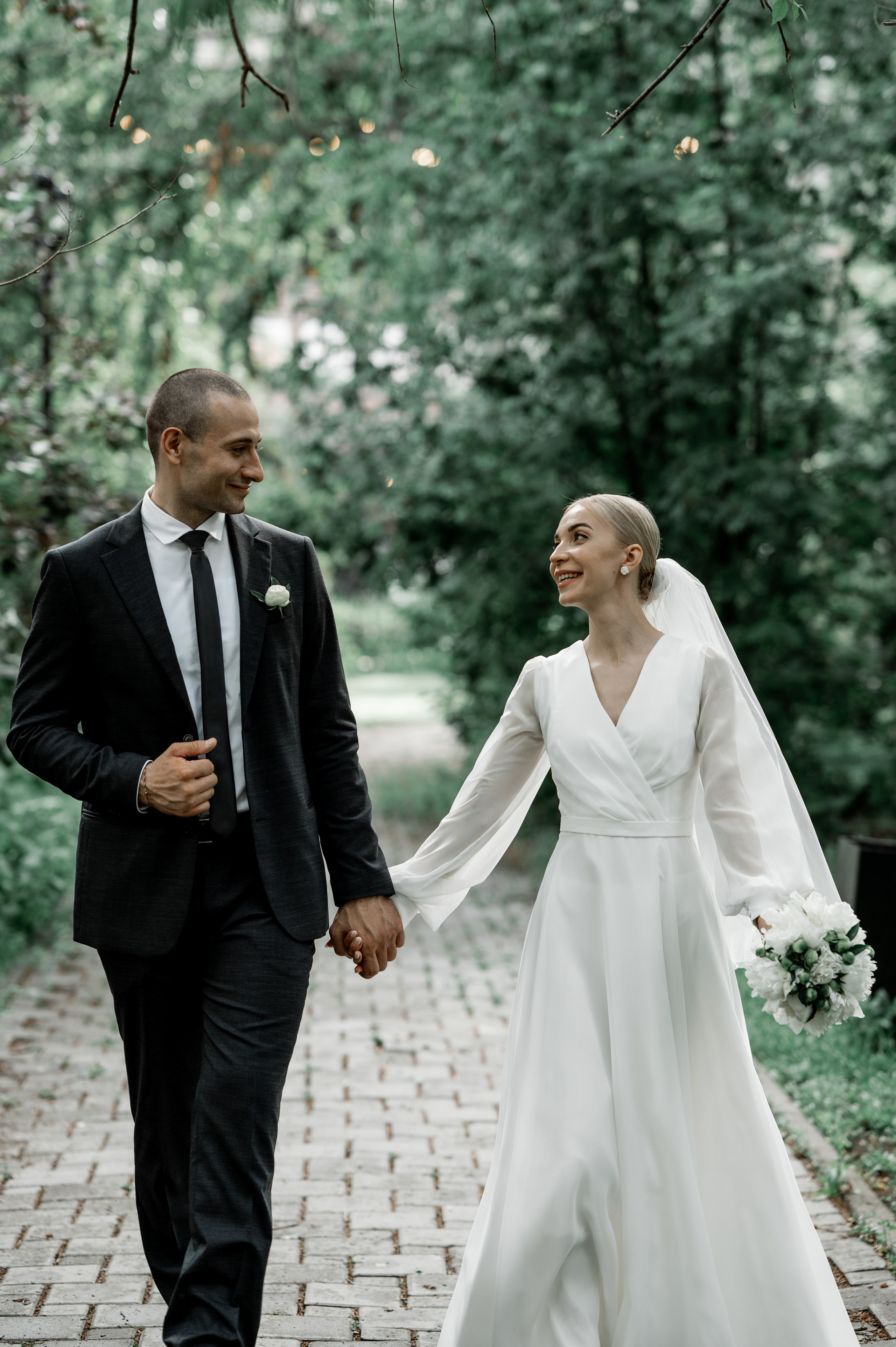 Ирина и Максим. Свадебный фотограф в Тюмени Анастасия Конева