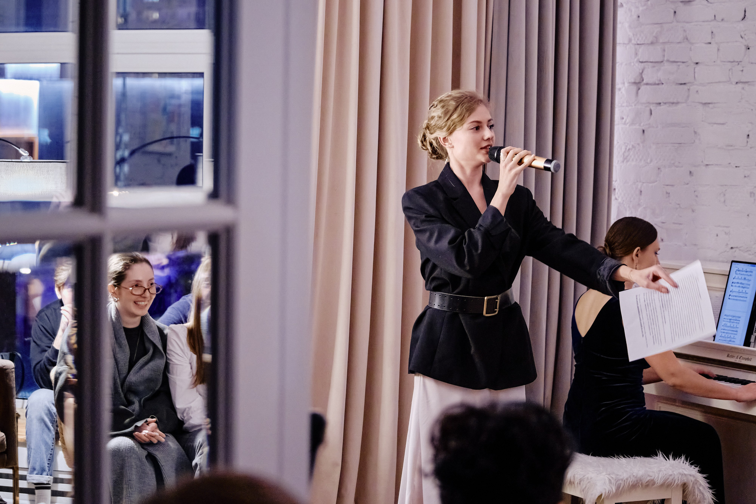 Поэтический квартирник. Репортажный фотограф Анастасия Ащепкова