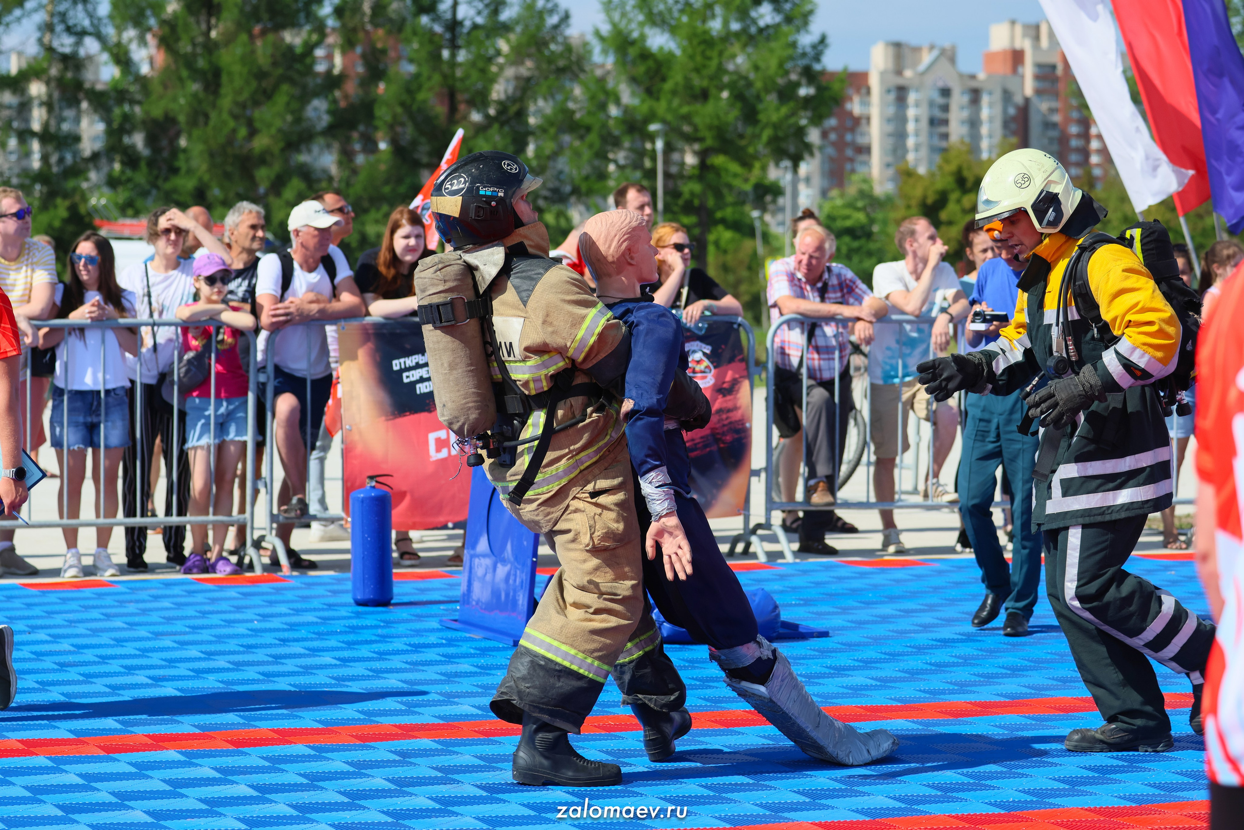 Сильнейший пожарный. Фотограф Александр Заломаев