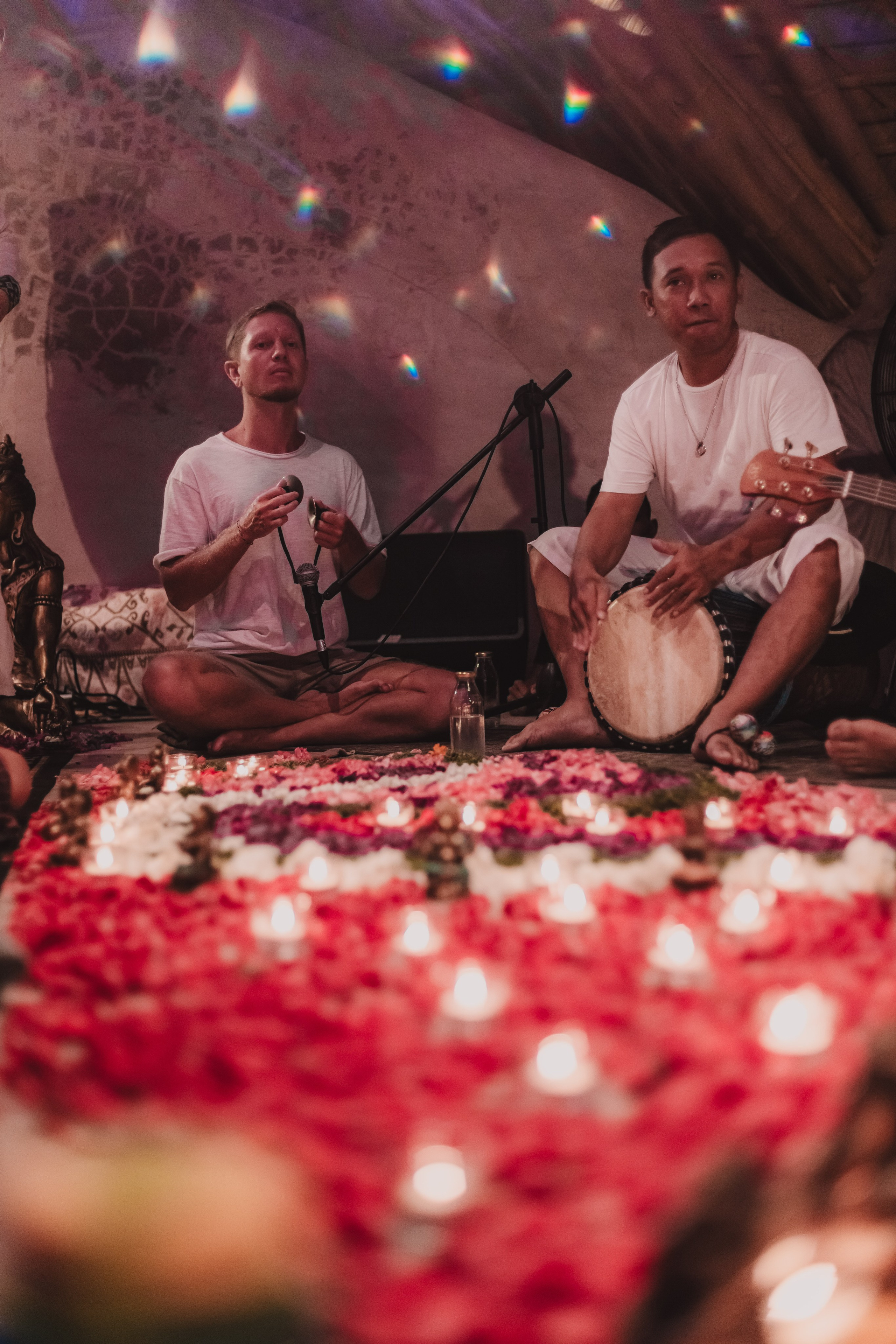 Bhakti Bliss kirtan at Alchemy. Mariam Bagdasaryan