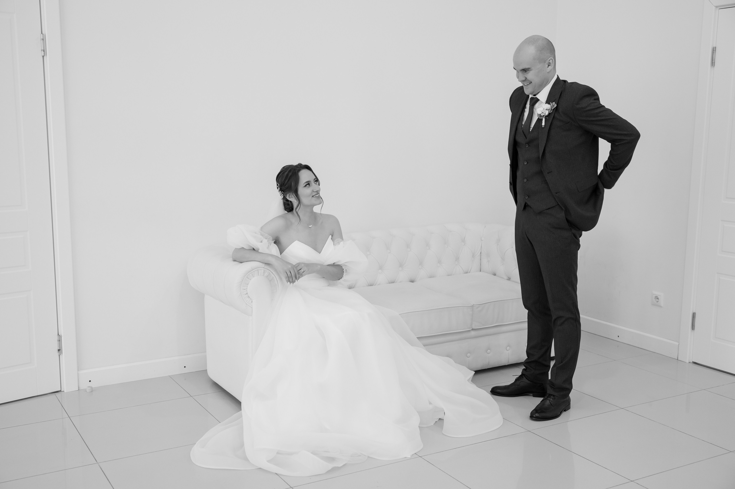 Полина и Дмитрий, загородный клуб «Барин», ЗАГС в г. Пушкино. Свадебный и репортажный фотограф (Москва, Королев и другие)