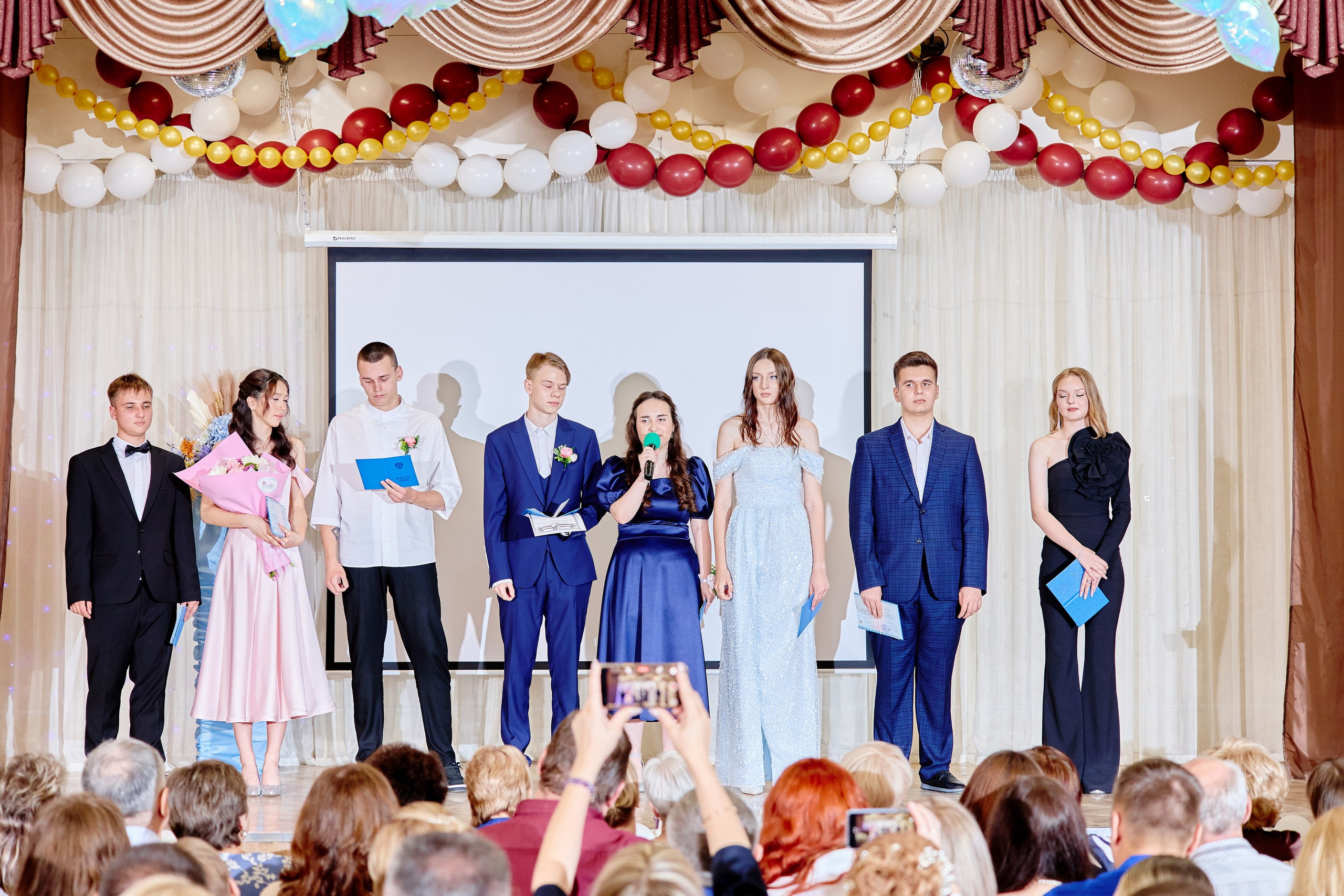 Выпускной 35 Сош. Фотограф Выпускные альбомы Таганрог Сергей Коробченко