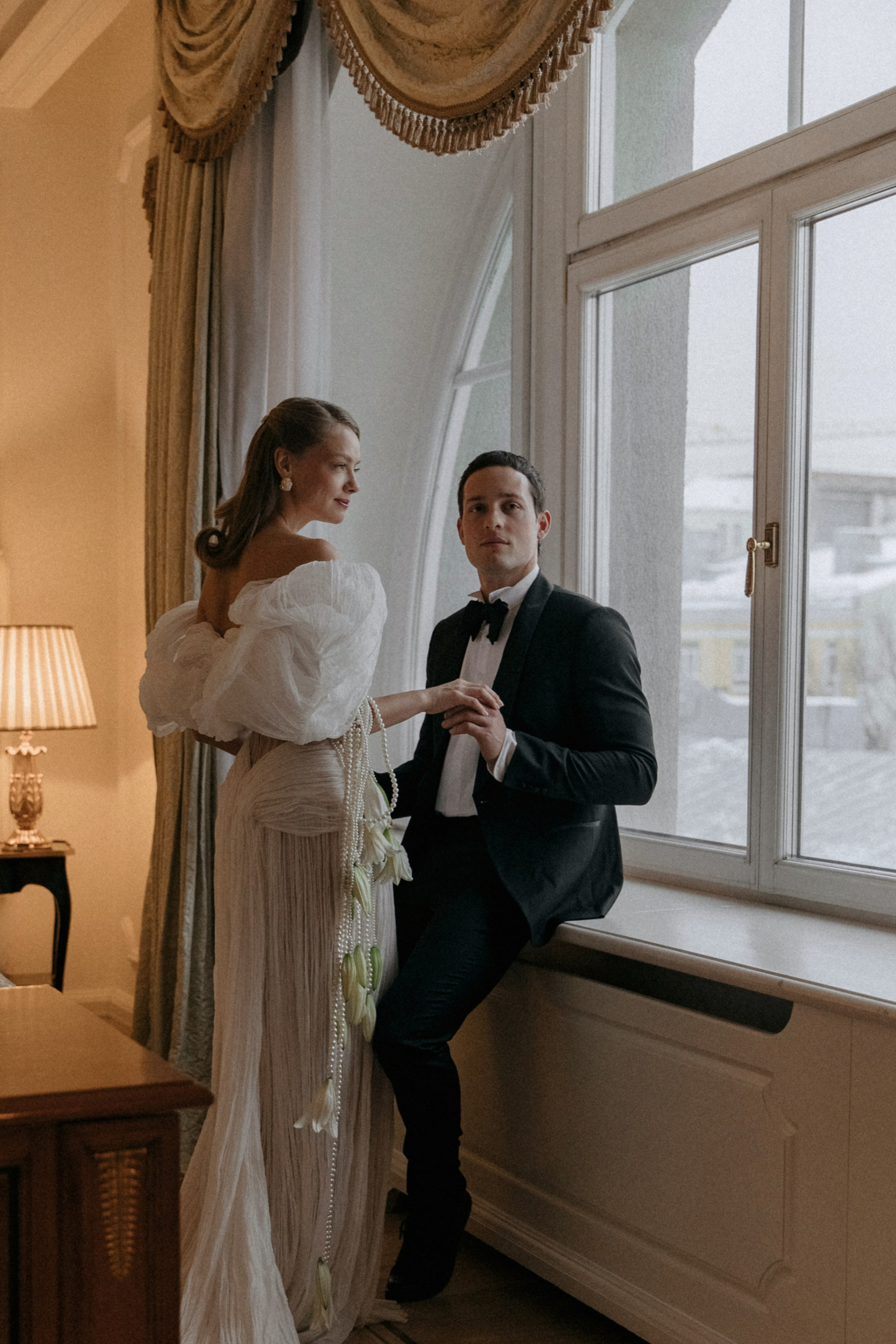 Свадебная фотосъемка в отеле Савой. Свадебный фотограф Москва