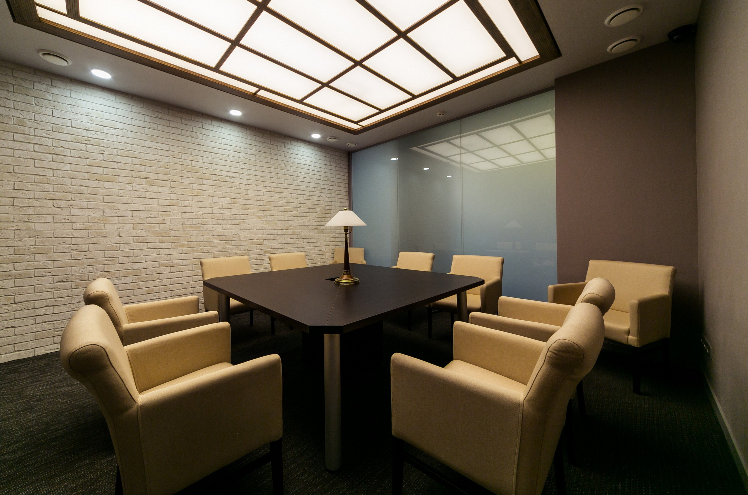 Офисное помещение в бизнес-центре