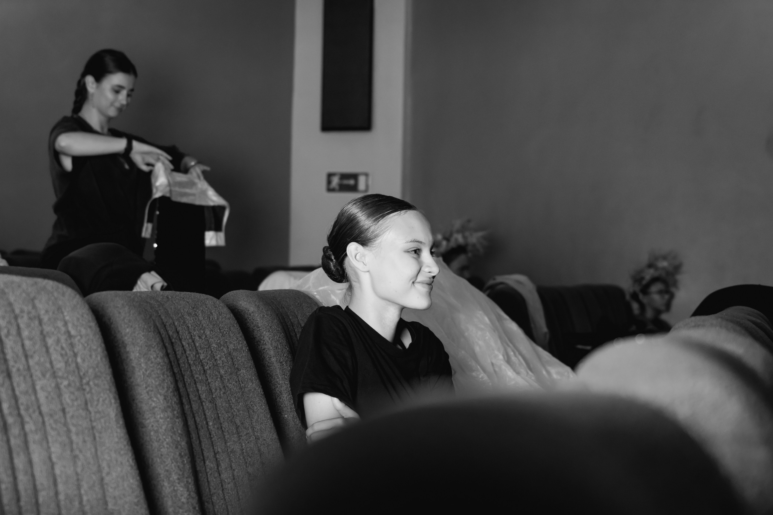 Backstage. Занимаюсь профессиональной фотографией и живу рядом с Байкалом. Работаю в разных жанрах