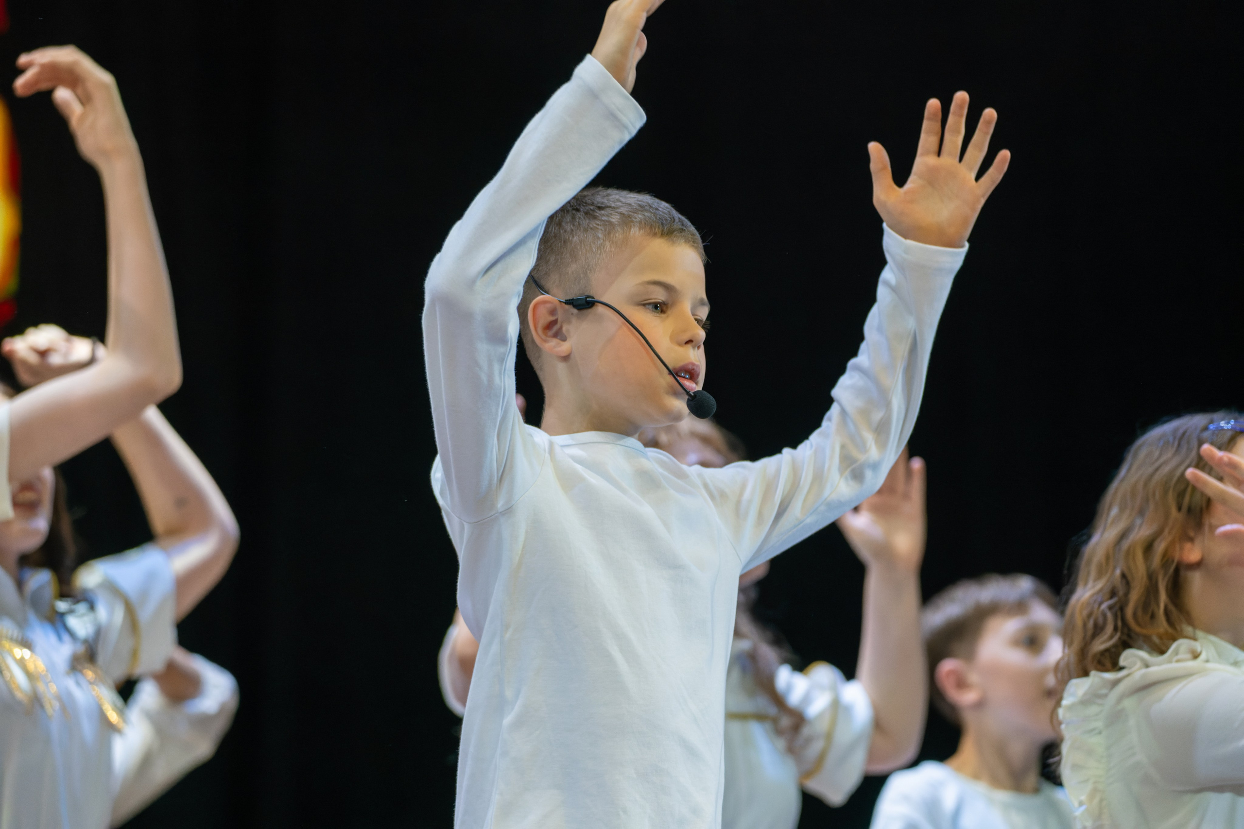 Съёмка благотворительного спектакля «Новая история деревянного мальчика». «Студия DRONAVT`s» — видеосъёмка и фотография г. Москва