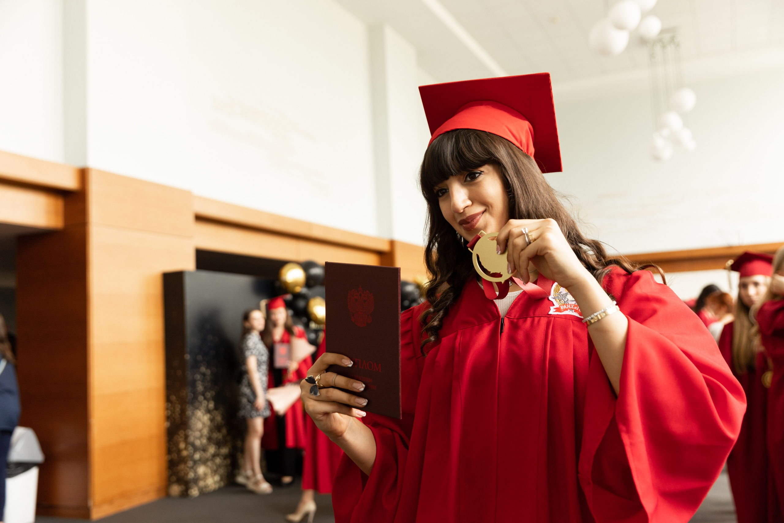 Вручение дипломов. Фотограф в Москве Даша Зуева