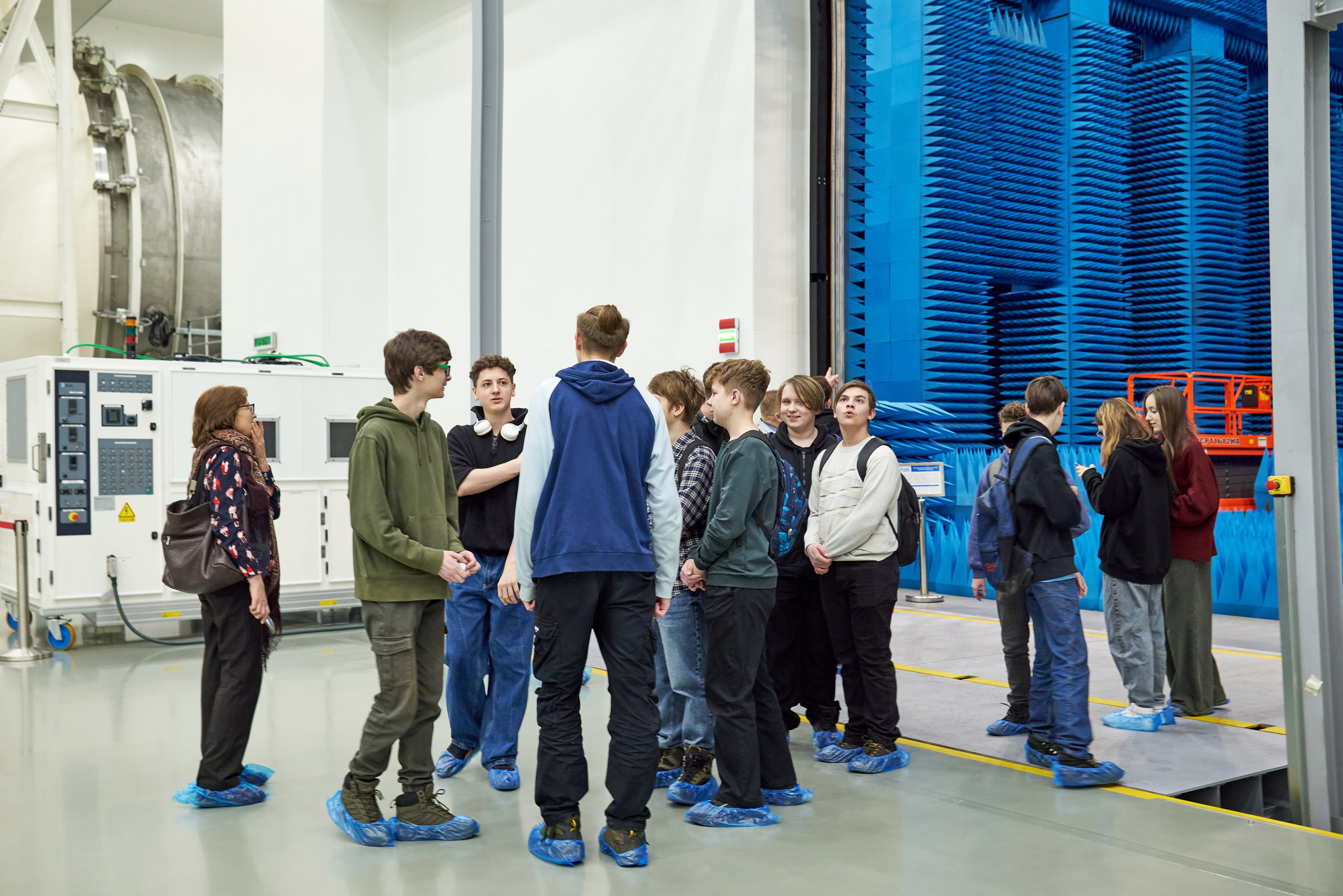 Экскурсия в «Газпром Космические системы». Фотограф Щёлково