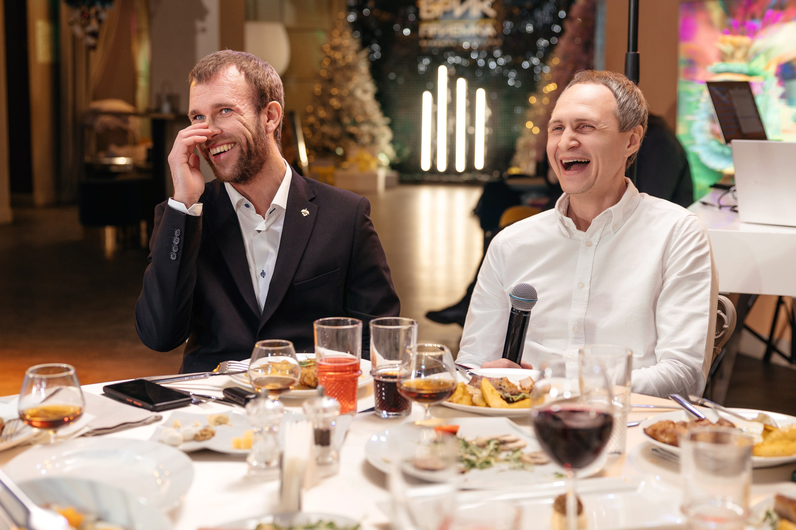 Новогодний корпоратив Брик приемка. Фотограф для бизнеса Константин Брусницын в Екатеринбурге