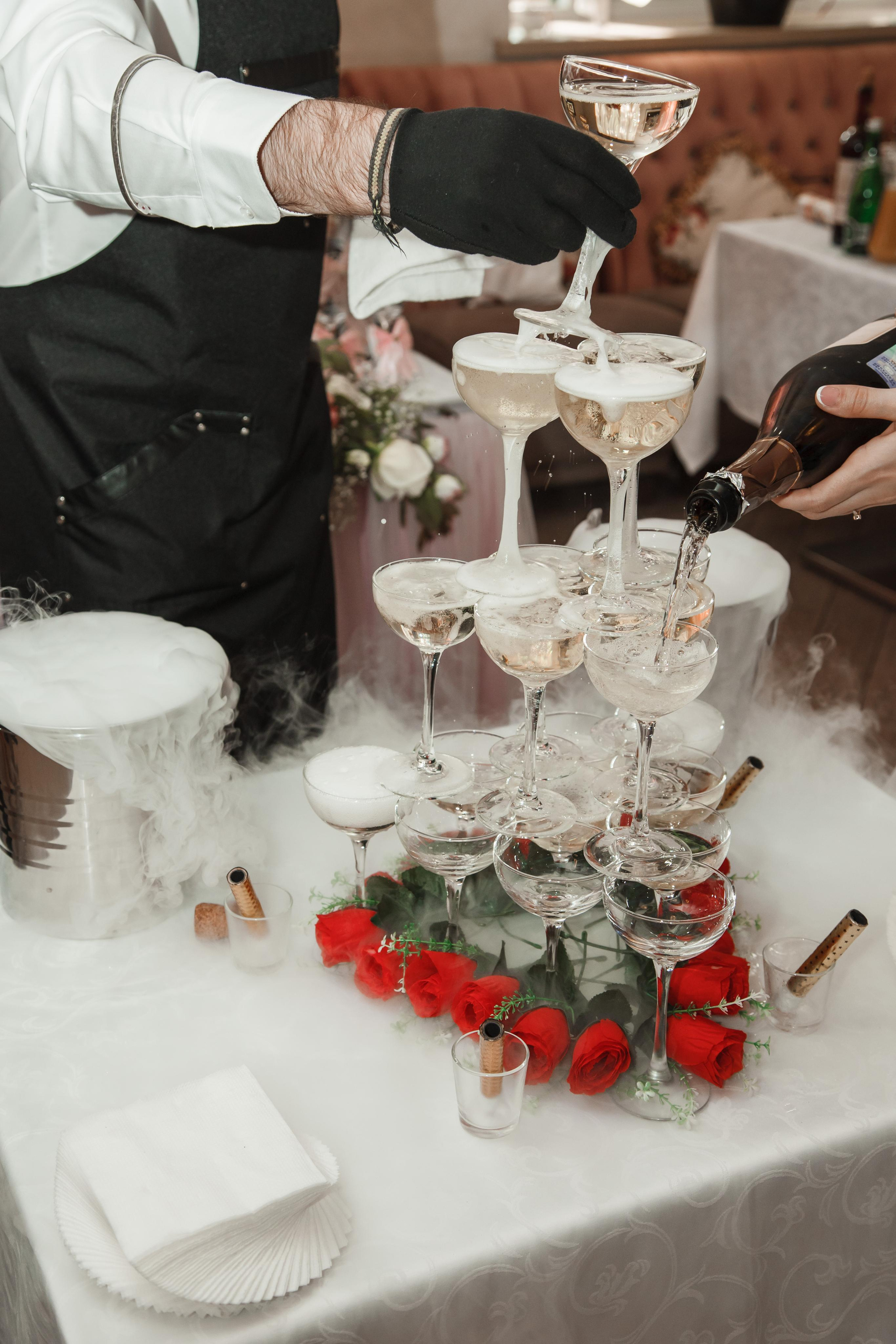 Рома и Оля, ЗАГС в г. Королев, прогулка по ВДНХ. Свадебный и репортажный фотограф (Москва, Королев и другие)