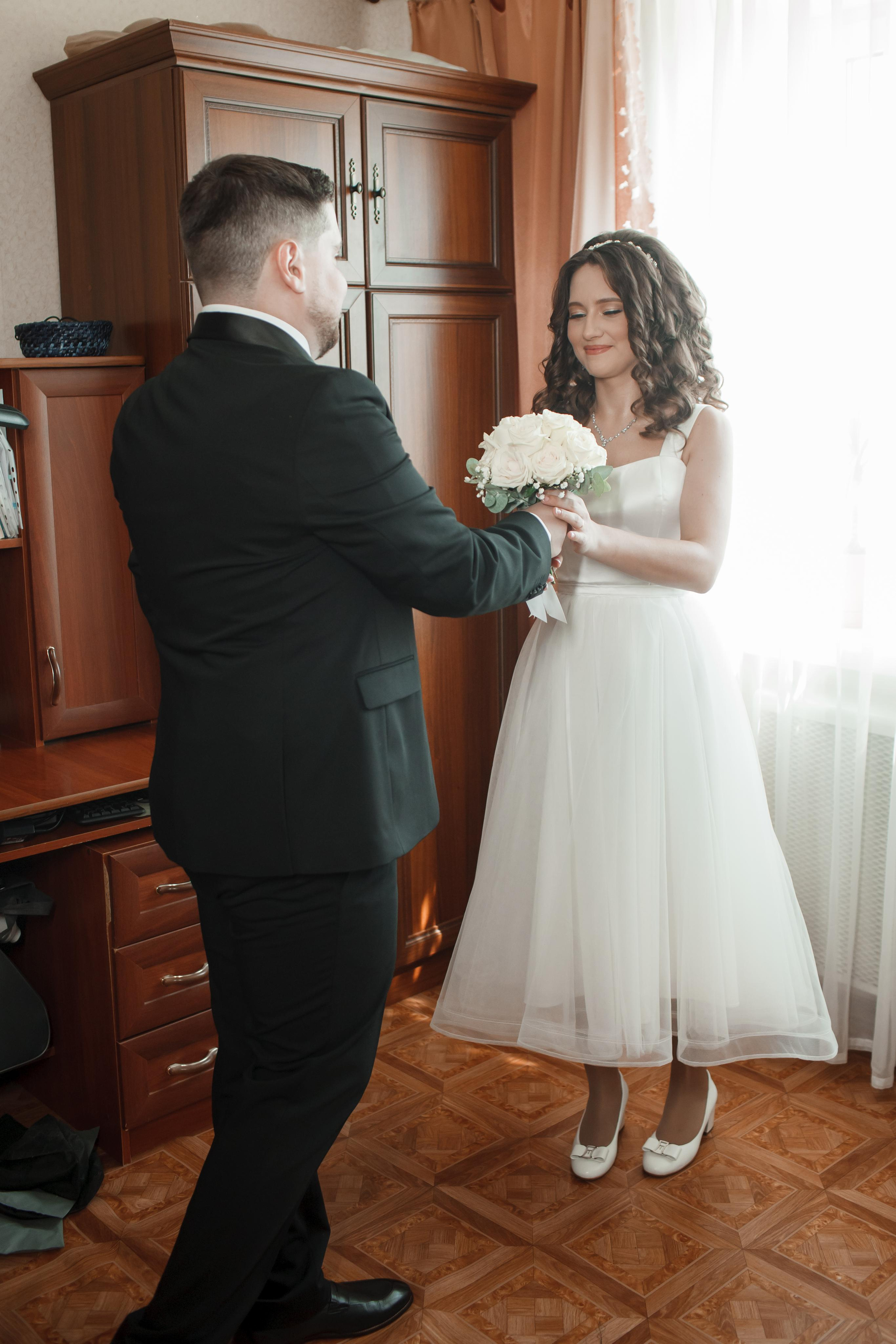 Рома и Оля, ЗАГС в г. Королев, прогулка по ВДНХ. Свадебный и репортажный фотограф (Москва, Королев и другие)