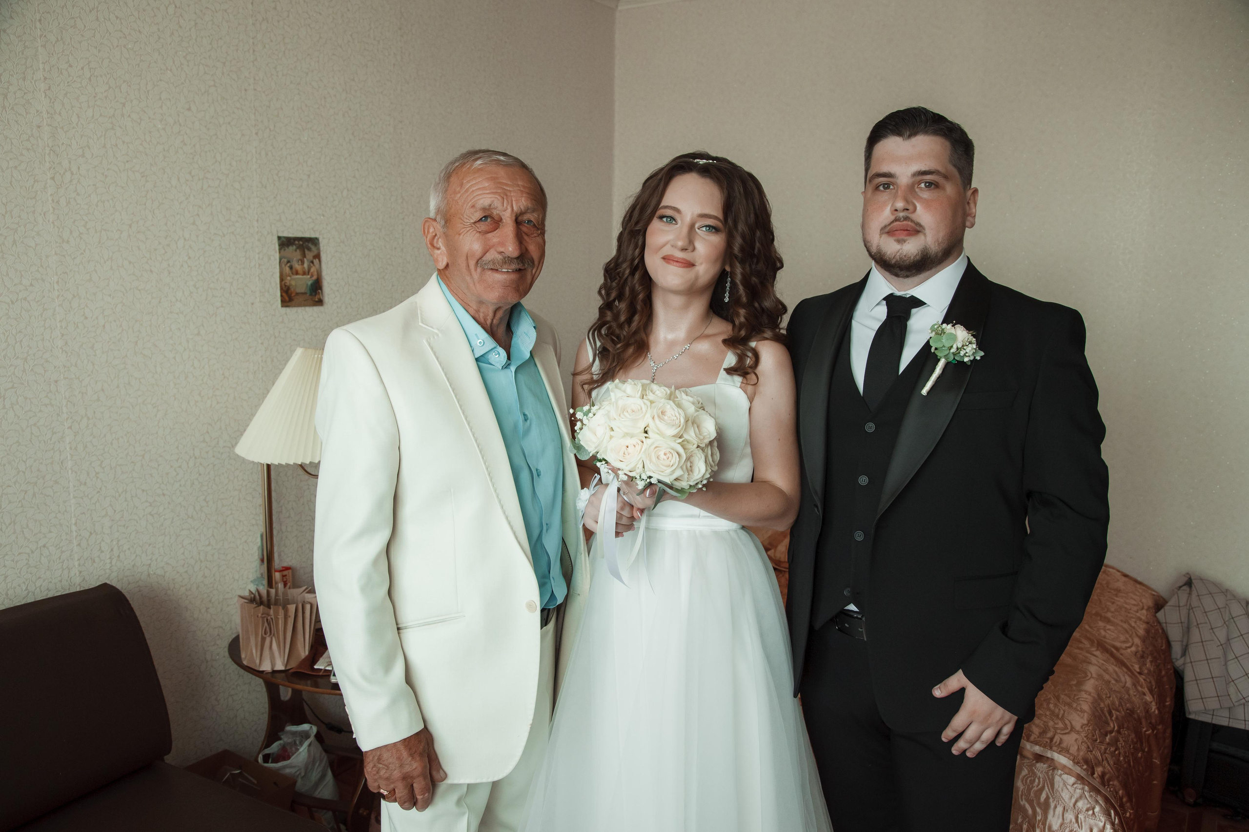 Рома и Оля, ЗАГС в г. Королев, прогулка по ВДНХ. Свадебный и репортажный фотограф (Москва, Королев и другие)