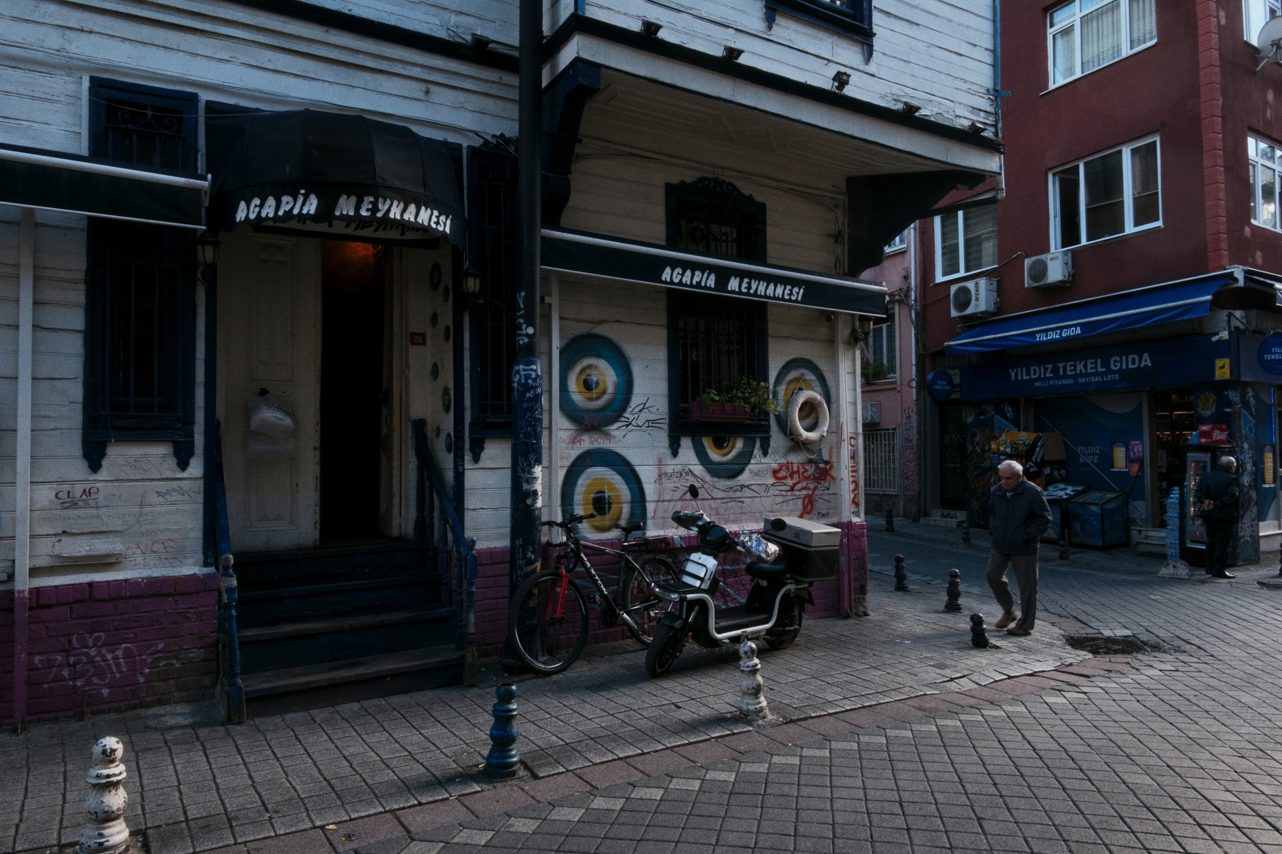 Kadikoy x Moda, Istanbul / Türkey AW25. Фотограф Юрин Евгений