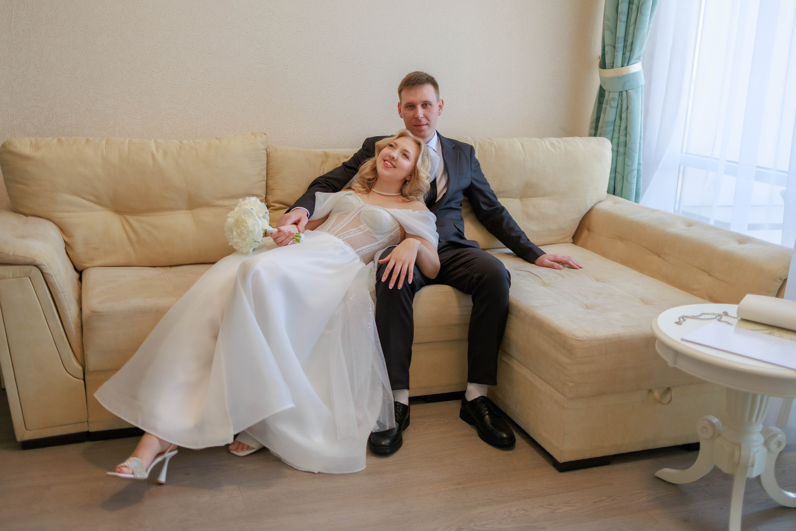 Игорь и Катерина утро невесты Акваделюкс. Фотограф и видеограф в Крыму и Севастополе