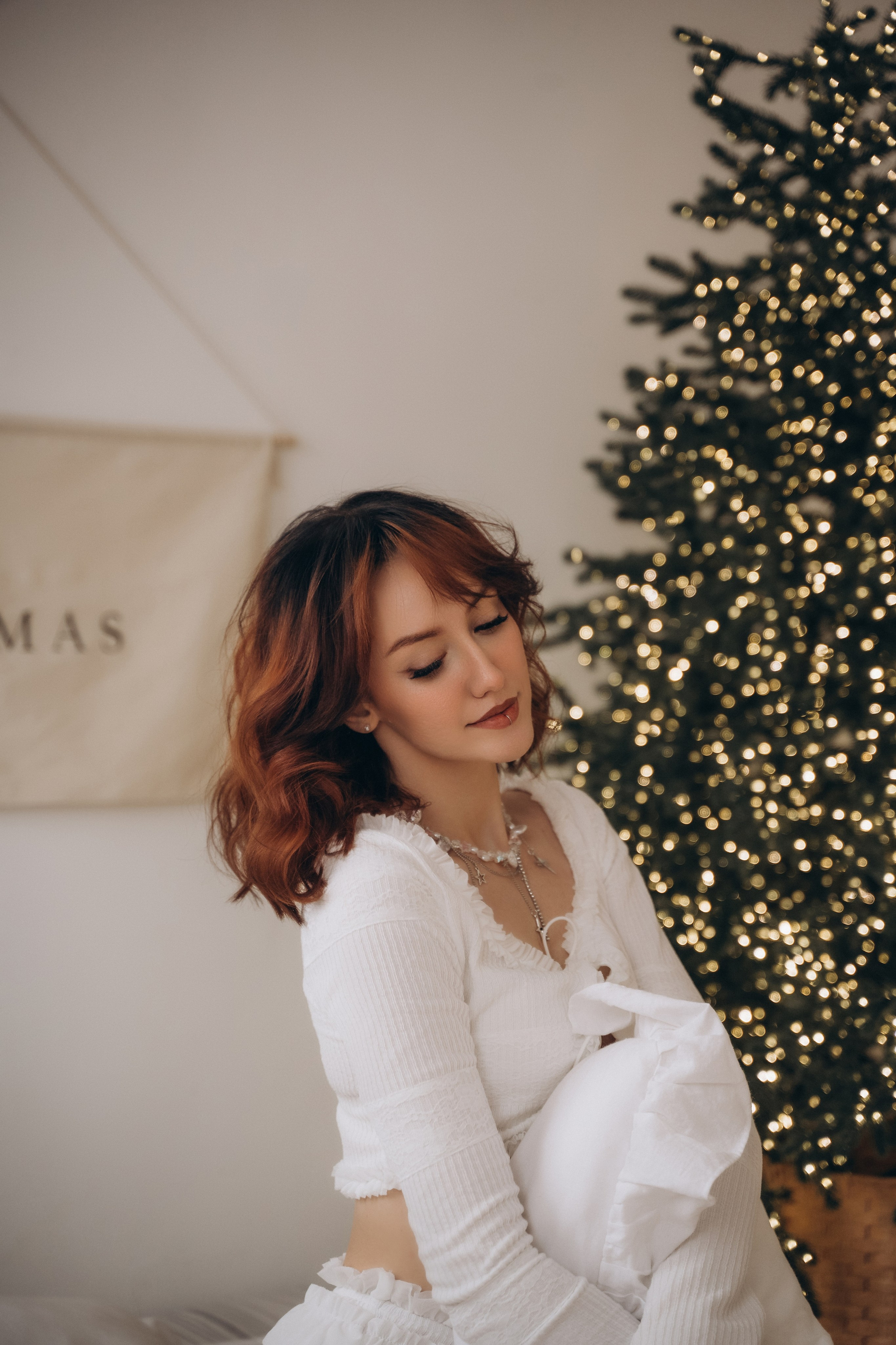 Диана, Фотосессия ко Дню Рождения в новогодней студии. Семейный фотограф в Белгороде Амелина Алина