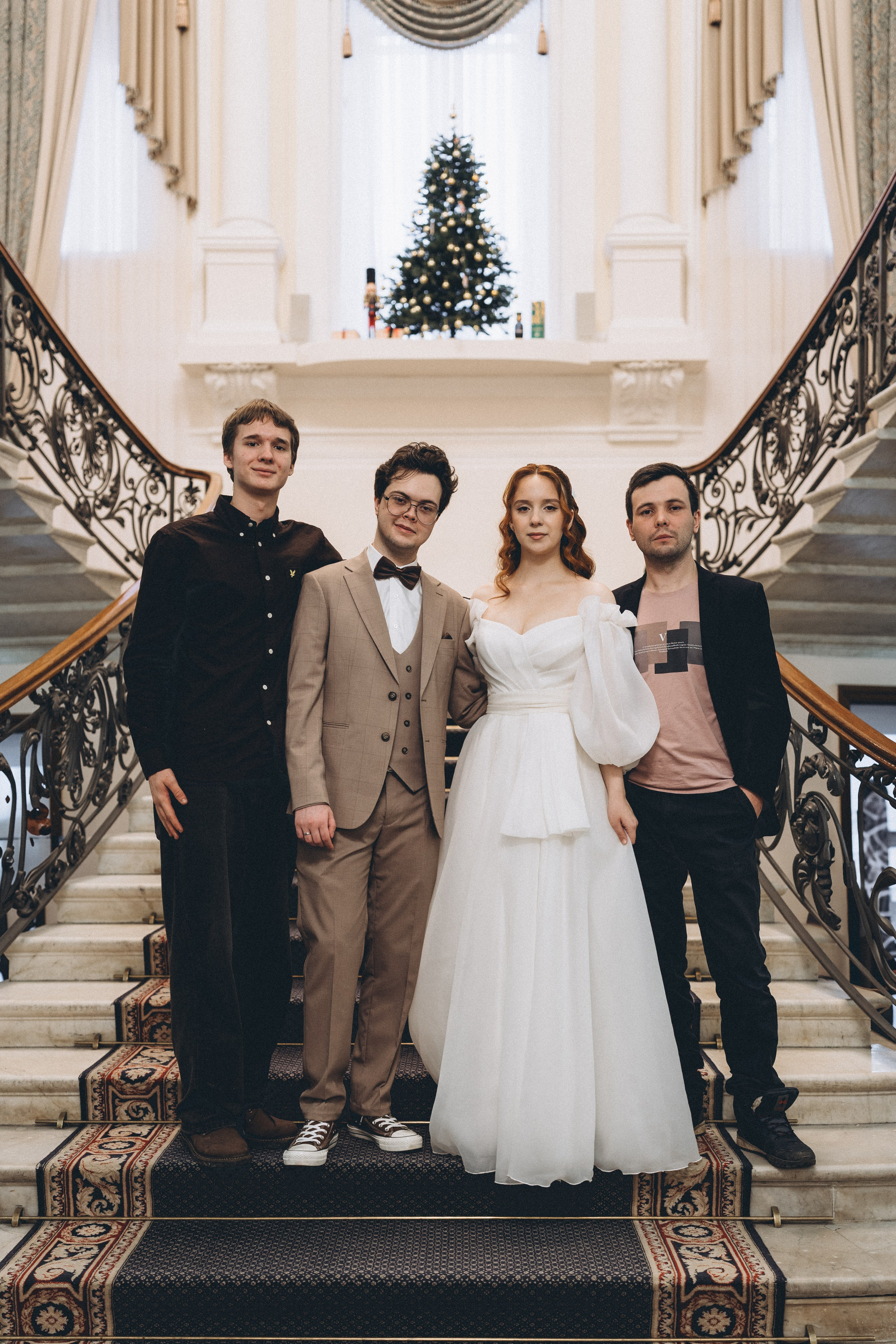 СВАДЕБНАЯ СЬЕМКА ВО ВТОРОМ ДВОРЦЕ С ГОСТЯМИ И ПРОГУЛКА В ТАВРИЧЕСКОМ САДУ. Профессиональный фотограф, Санкт-Петербург — Виктория Богомолова