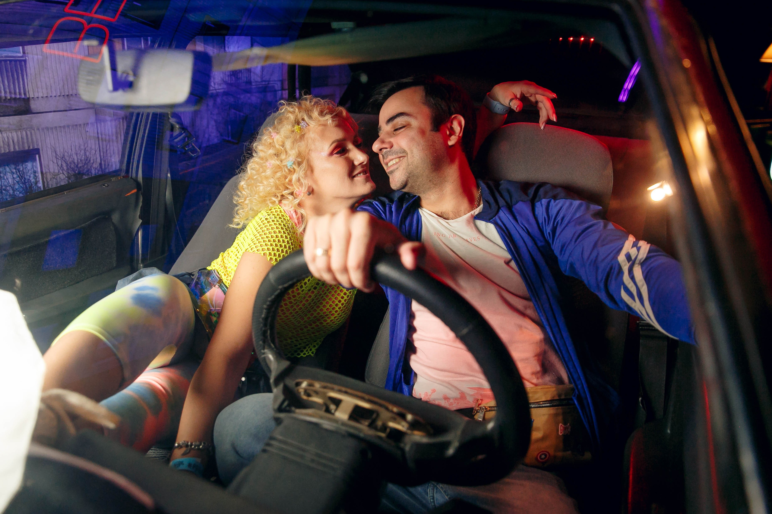 Фотосессия в стиле «90-е». Ваш репортажный фотограф Артемий Антонов