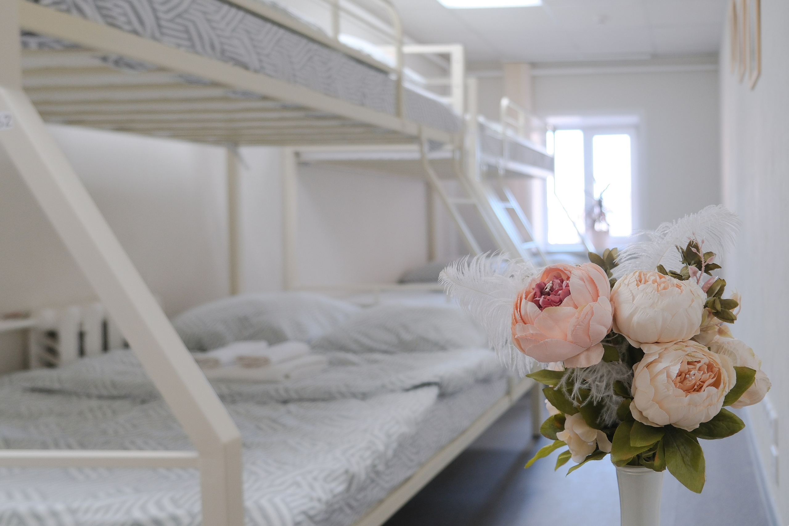 Съемка для хостела. Фотограф на камеру и мобильная съемка в Казани Лидия