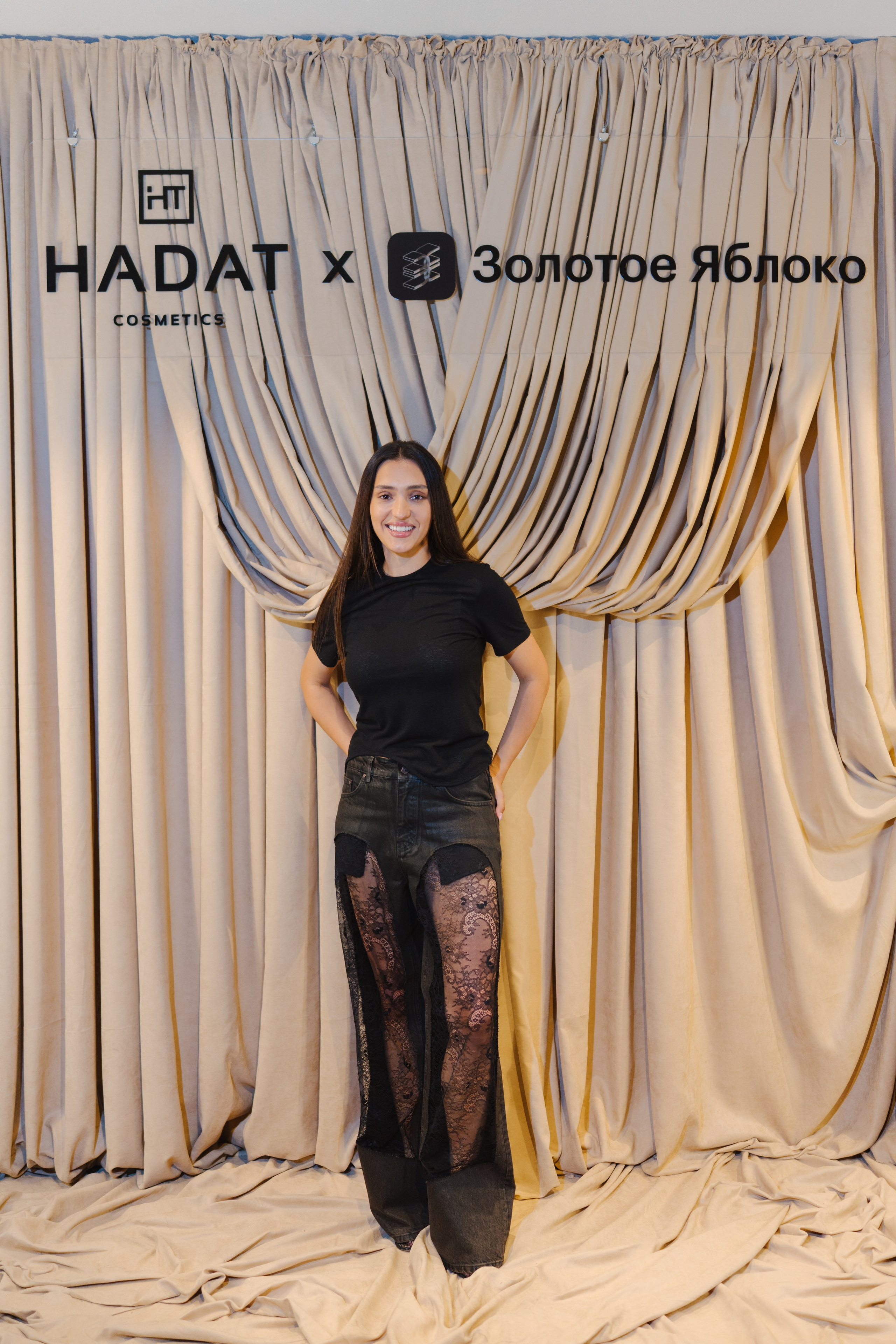 Золотое яблоко — презентация HADAT. Профессиональная съемка в Алматы