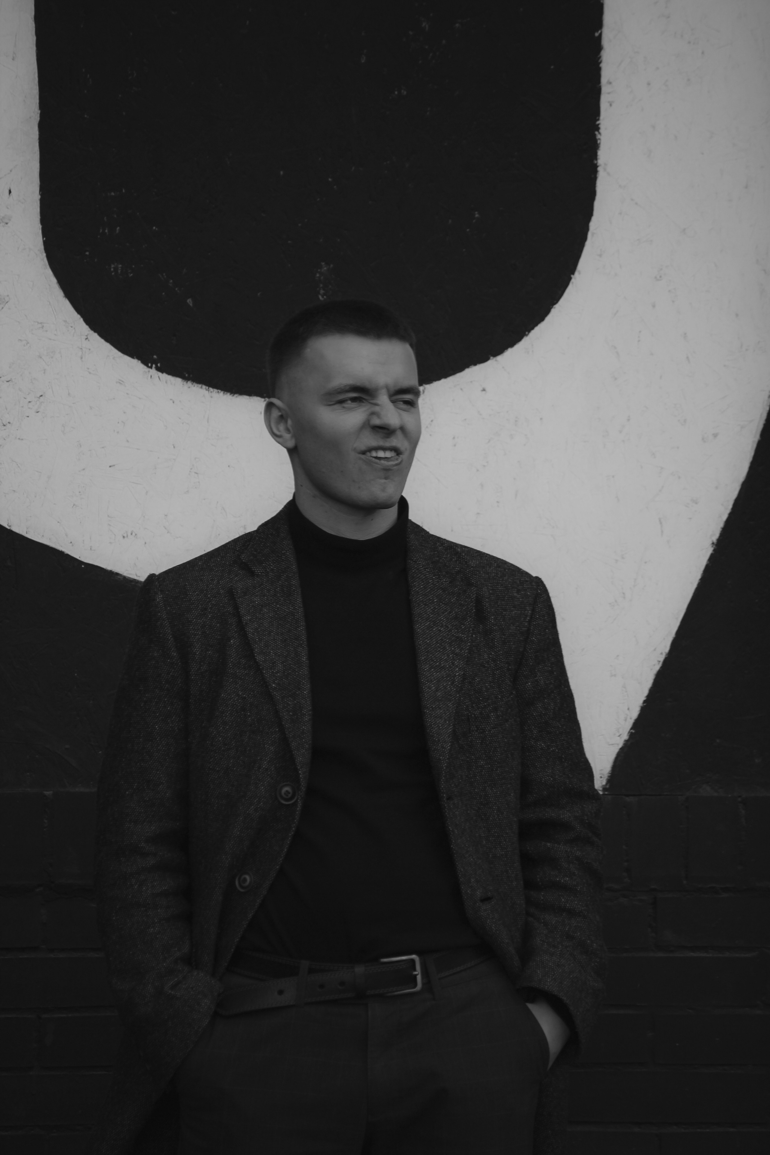 фотограф красноярск мужская съемка свадебная фотосессия уличная съемка прогулка фото фотостудия домашняя фотосессия  студийная съемка в студии фотосессия живые фото 