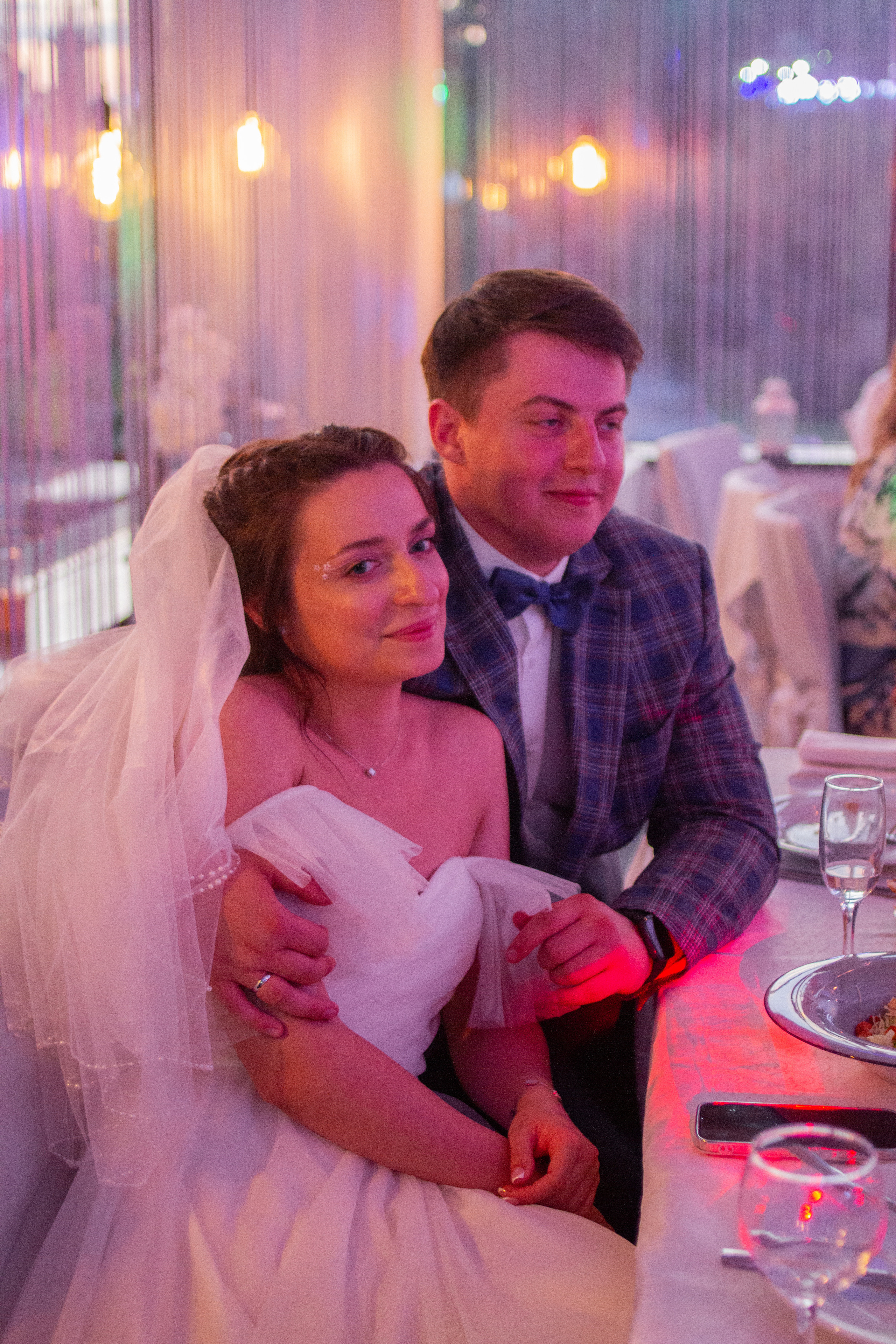 Кристина и Максим. Ресторан. Главная