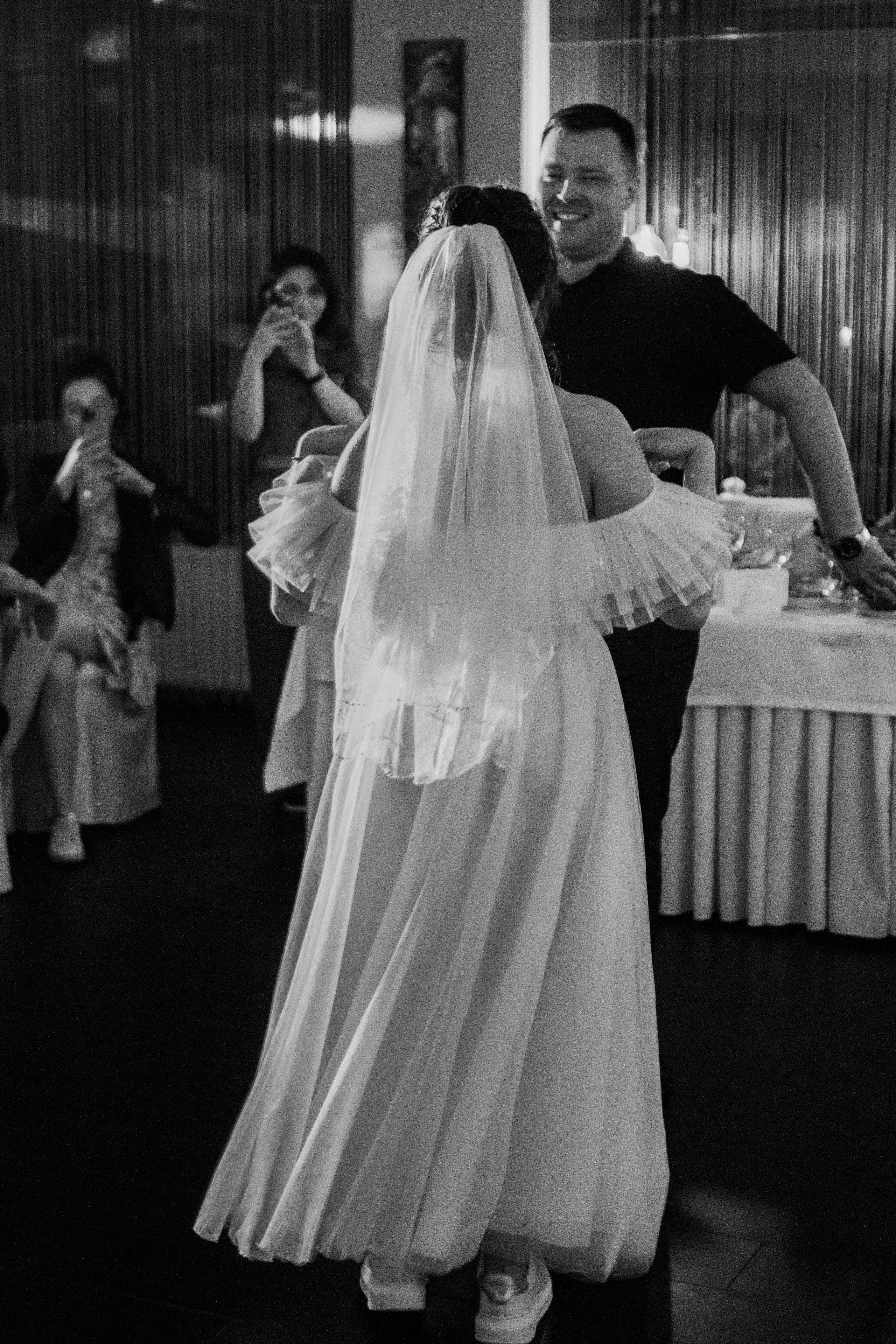 Кристина и Максим. Ресторан. Главная