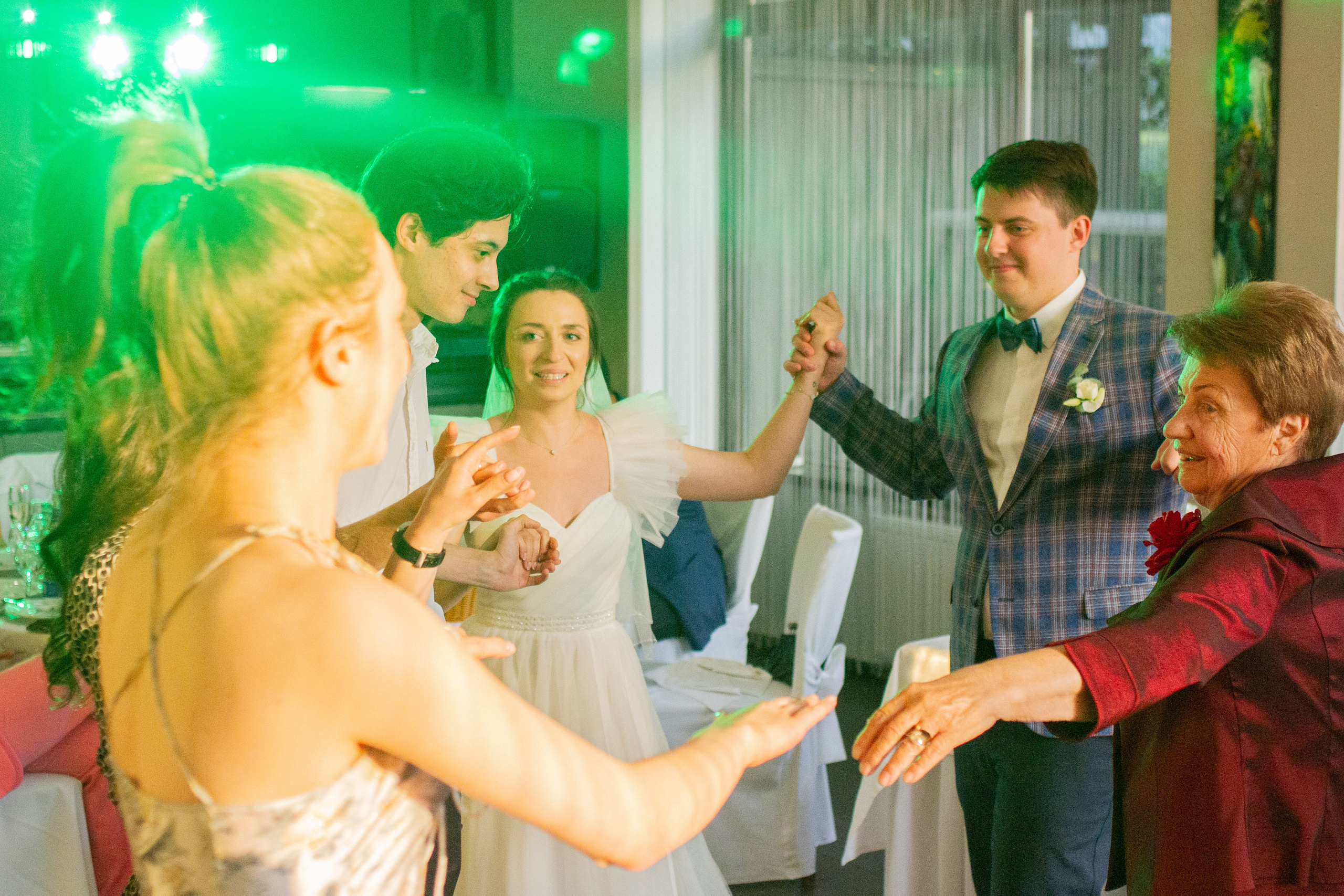 Кристина и Максим. Ресторан. Главная