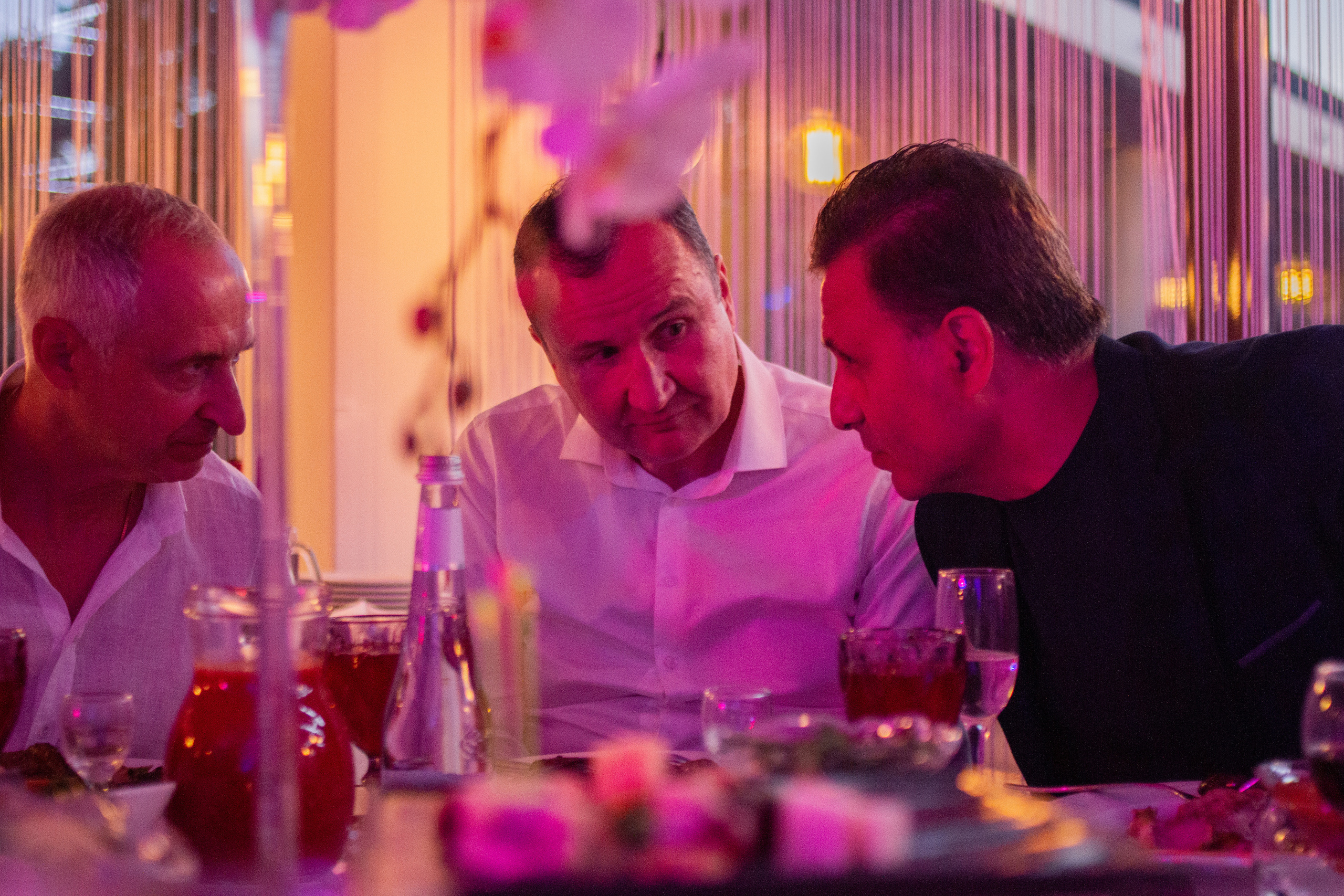 Кристина и Максим. Ресторан. Главная