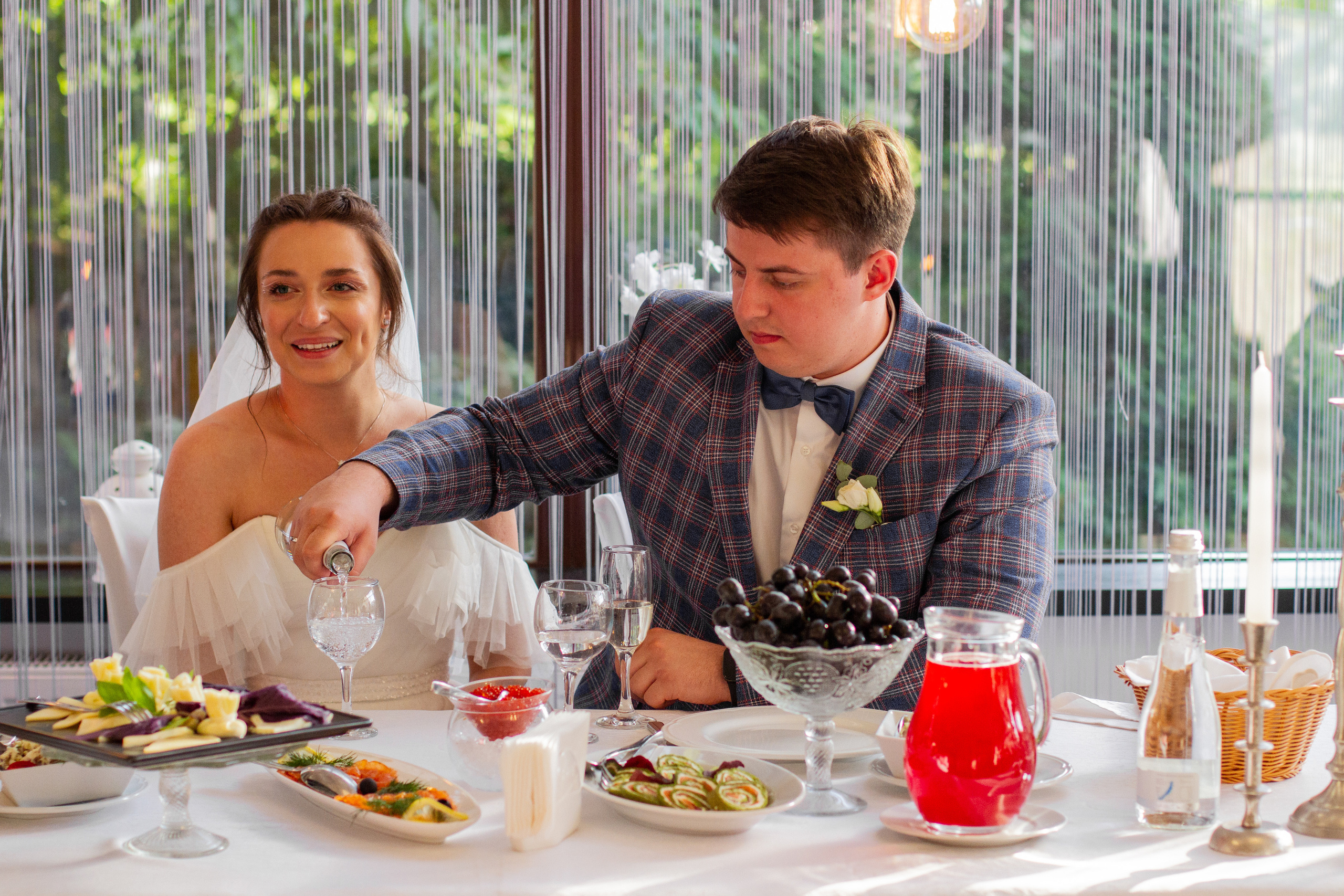 Кристина и Максим. Ресторан. Главная