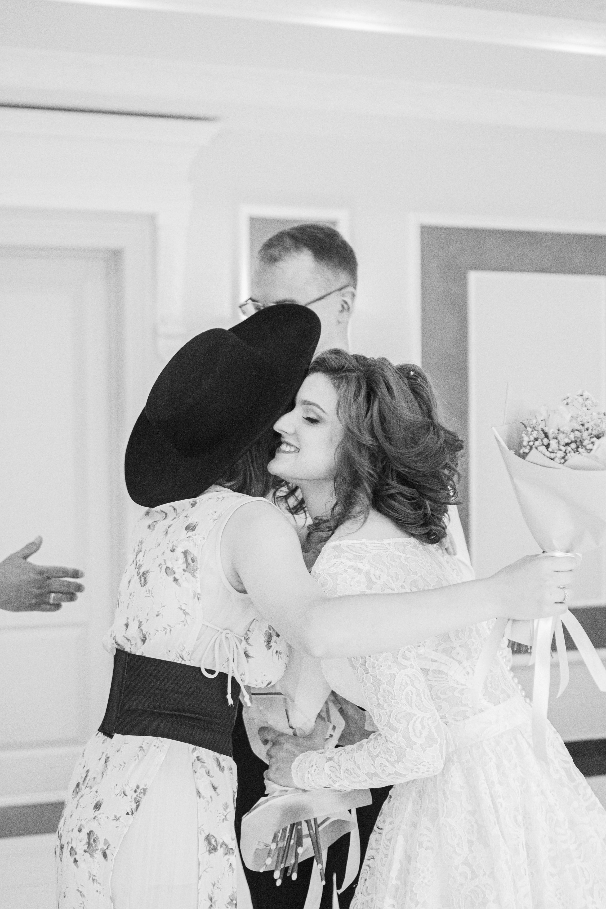 Неонилла и Артем. Главная