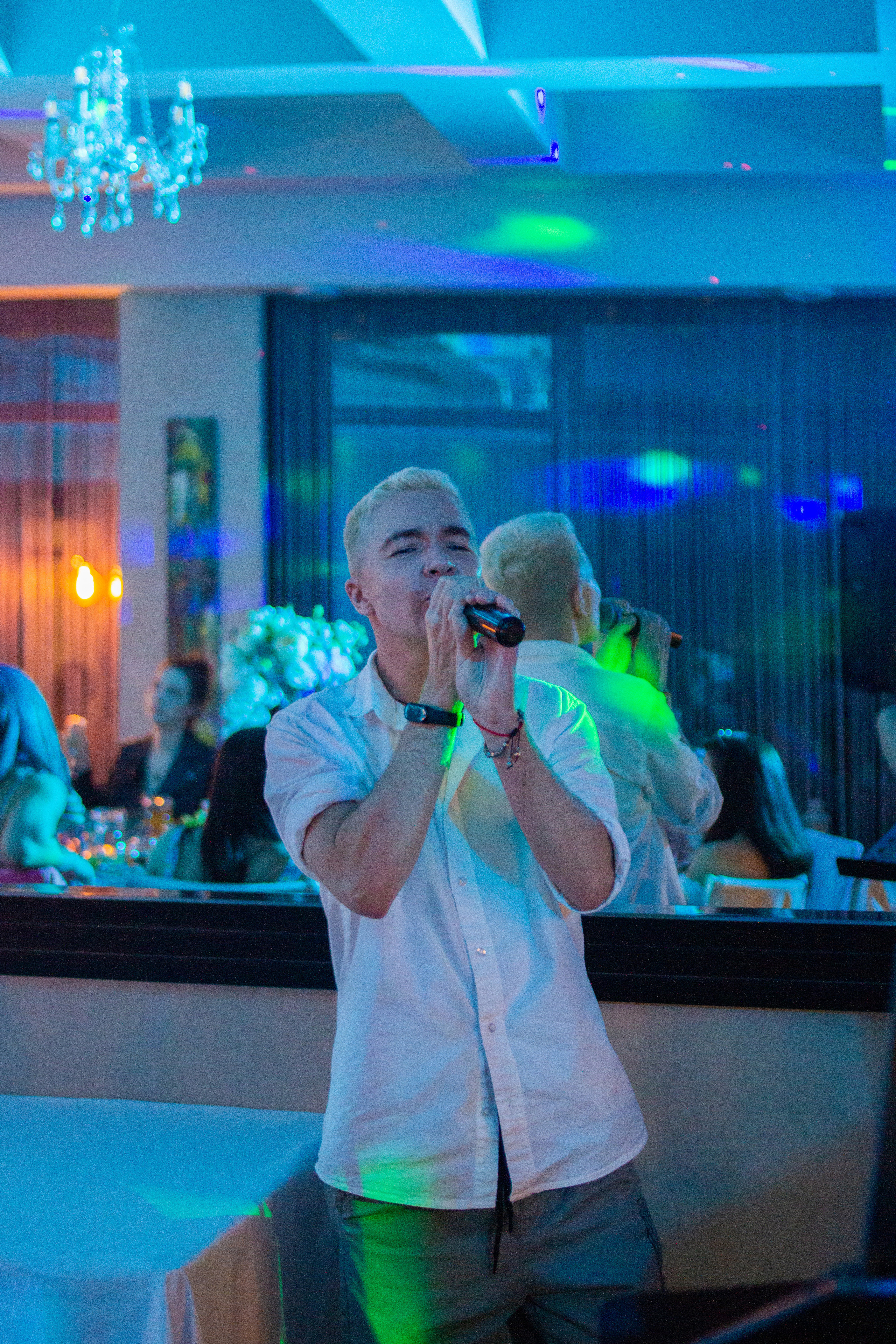 Кристина и Максим. Ресторан. Главная