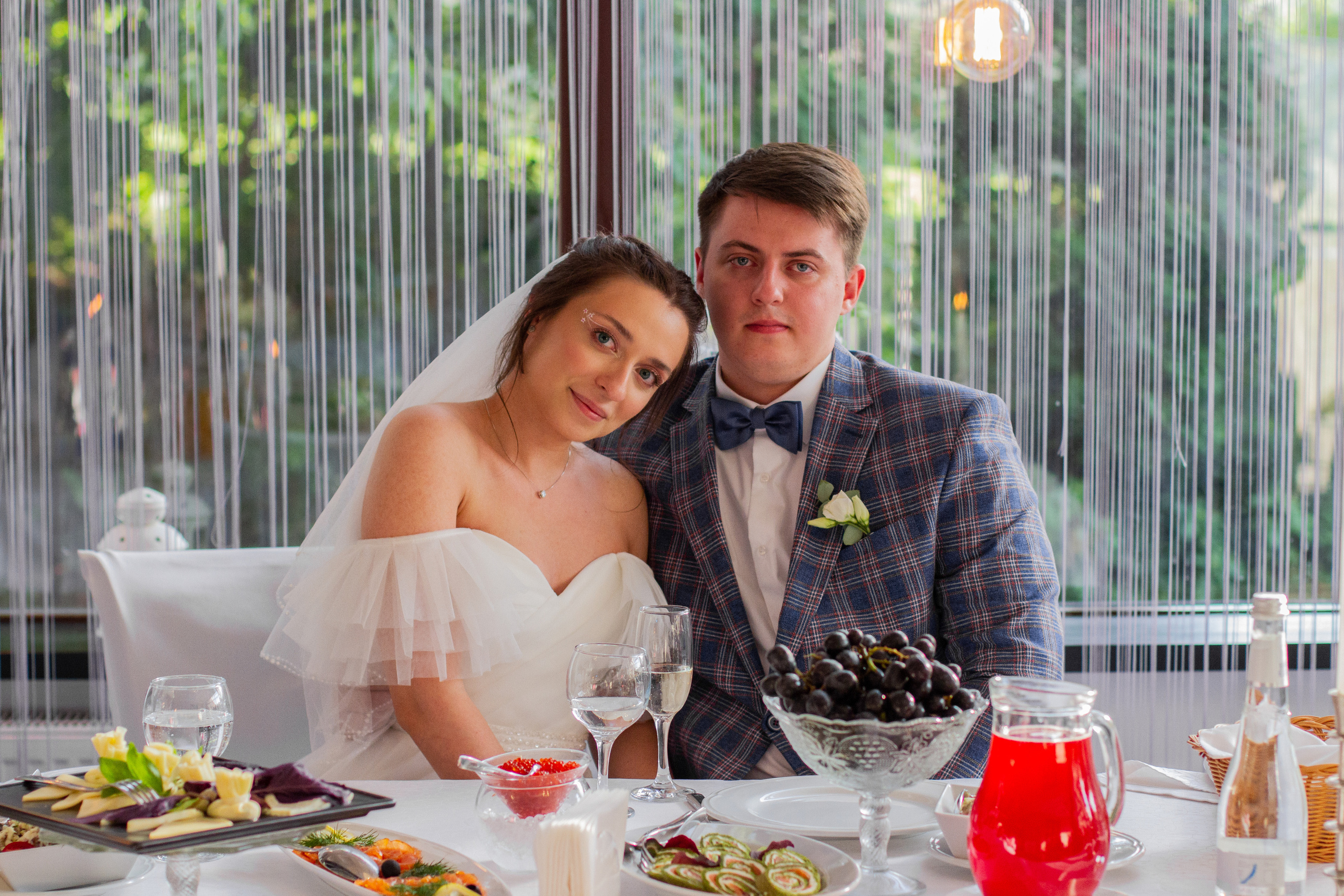 Кристина и Максим. Ресторан. Главная